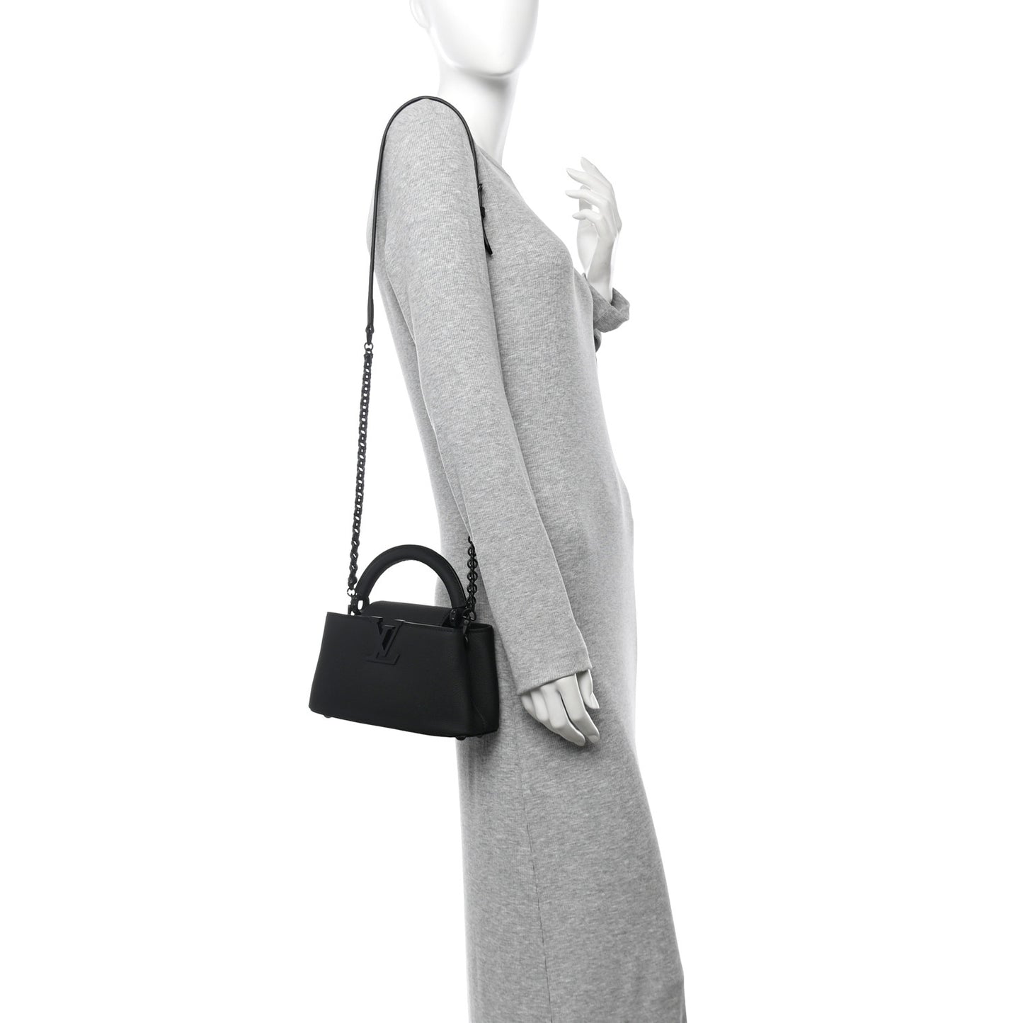 Matte Taurillon Capucines East West Mini All Black
