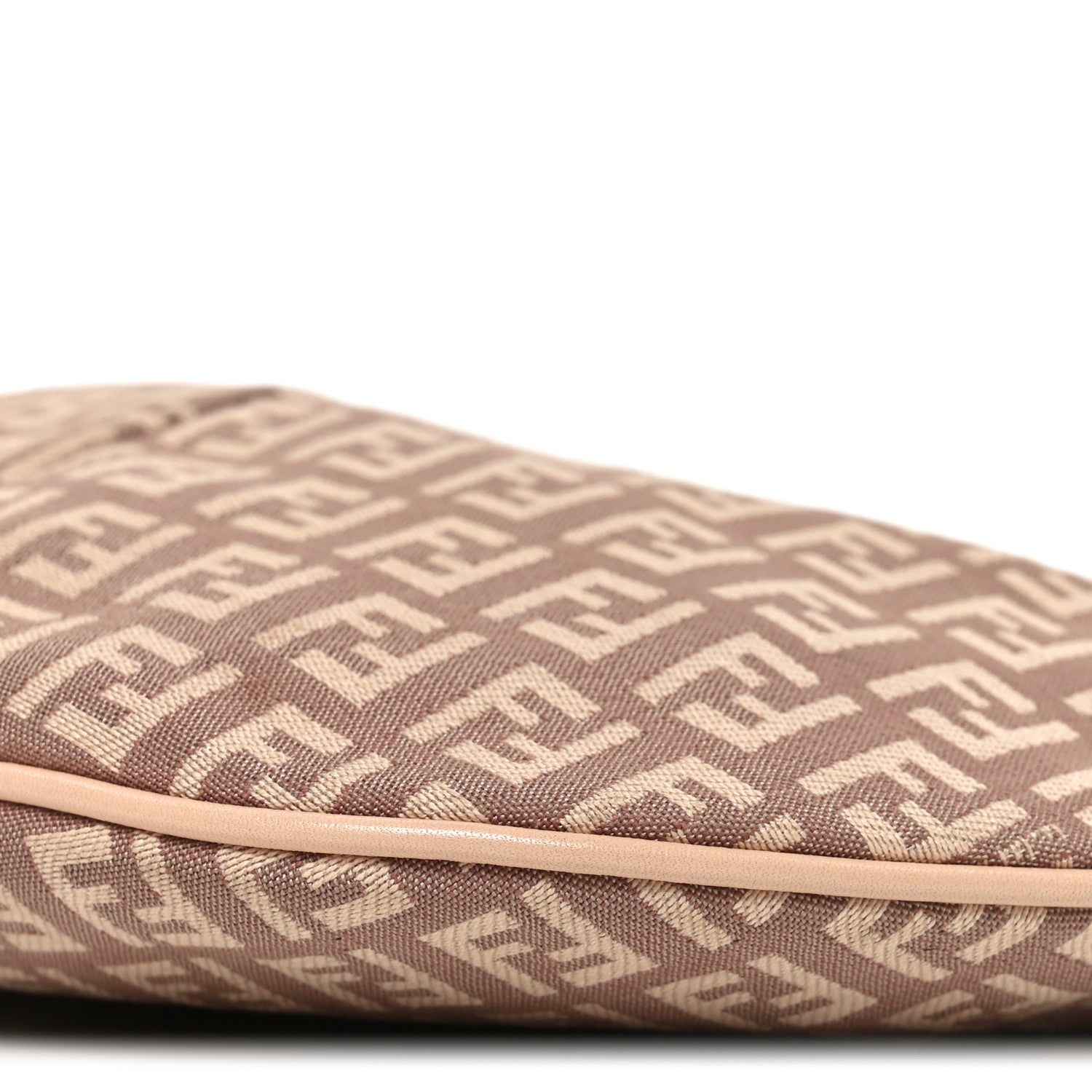 Fendi Zucchino Vitello Small Chef Hobo Cipria Teint 1878267