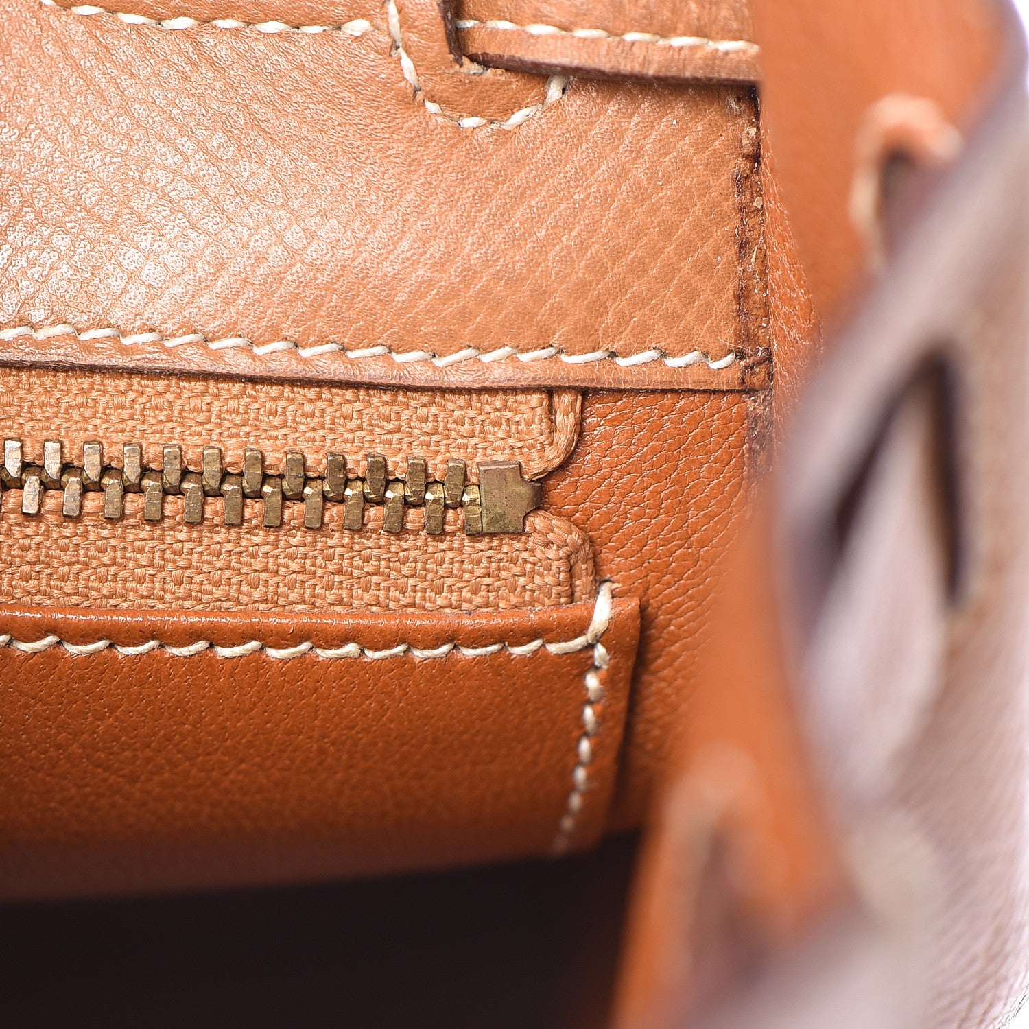 Hermes Courchevel Kelly Sellier 28 Gold 26 of 49