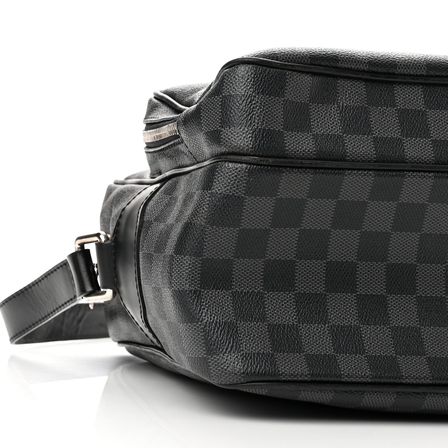 Damier Graphite Ieoh Messenger Bag