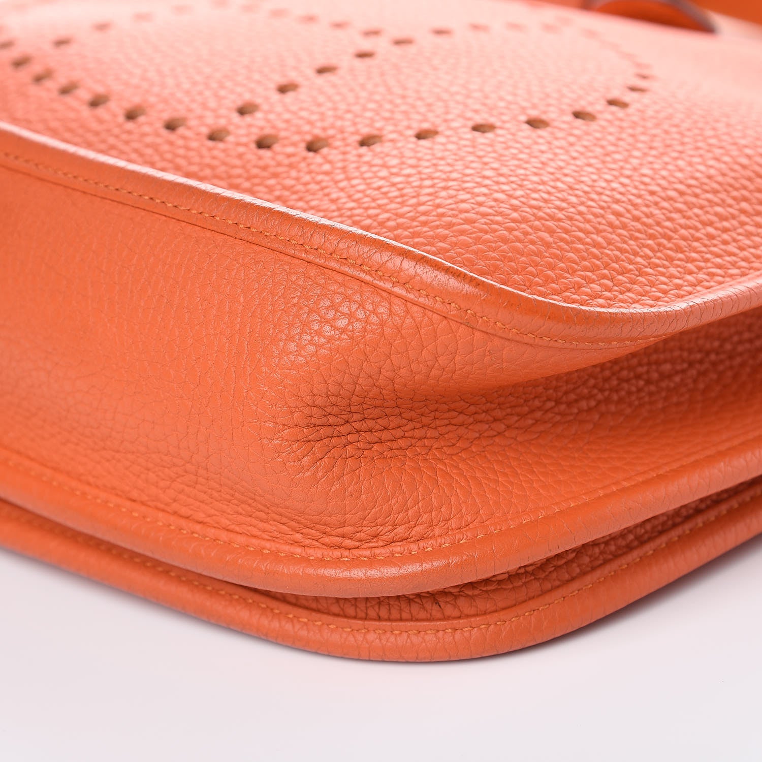 Hermes Taurillon Clemence Evelyne III PM Feu 11 of 13