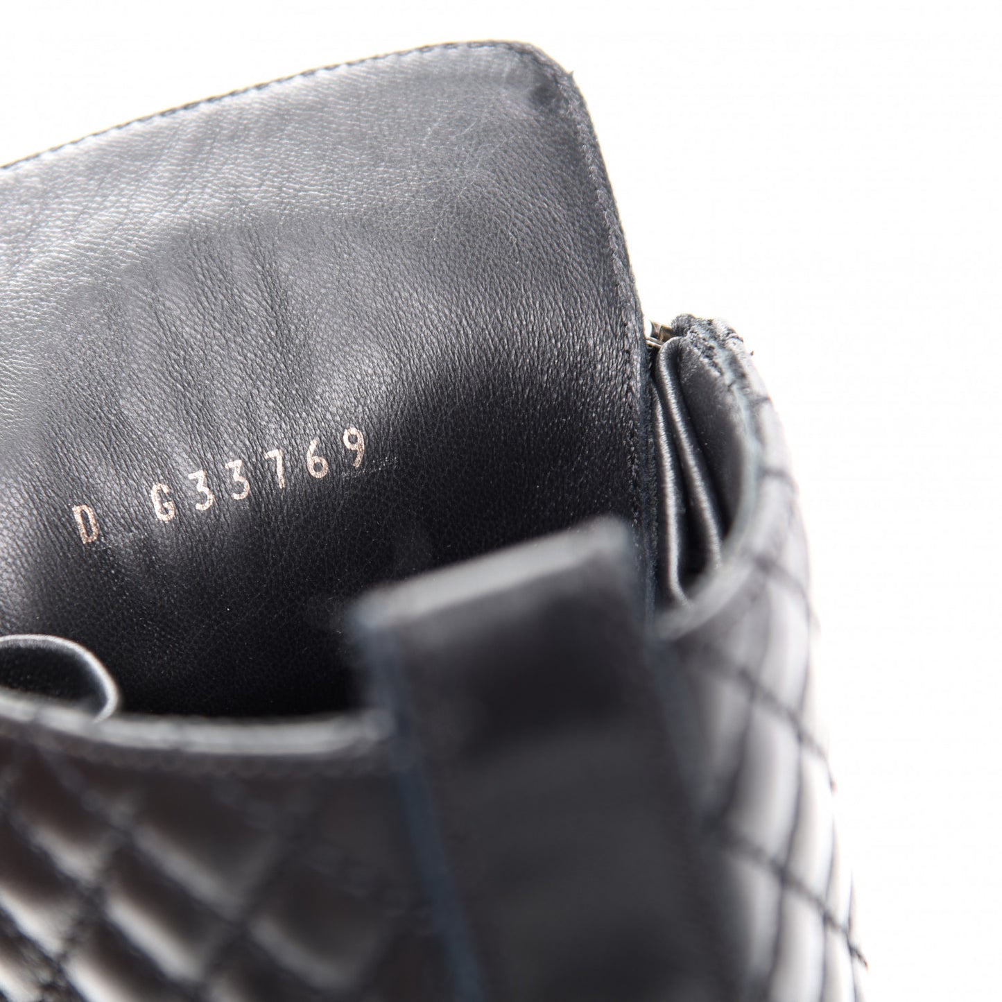 Calfskin Quilted Lace Up Combat Boots 40.5 Black