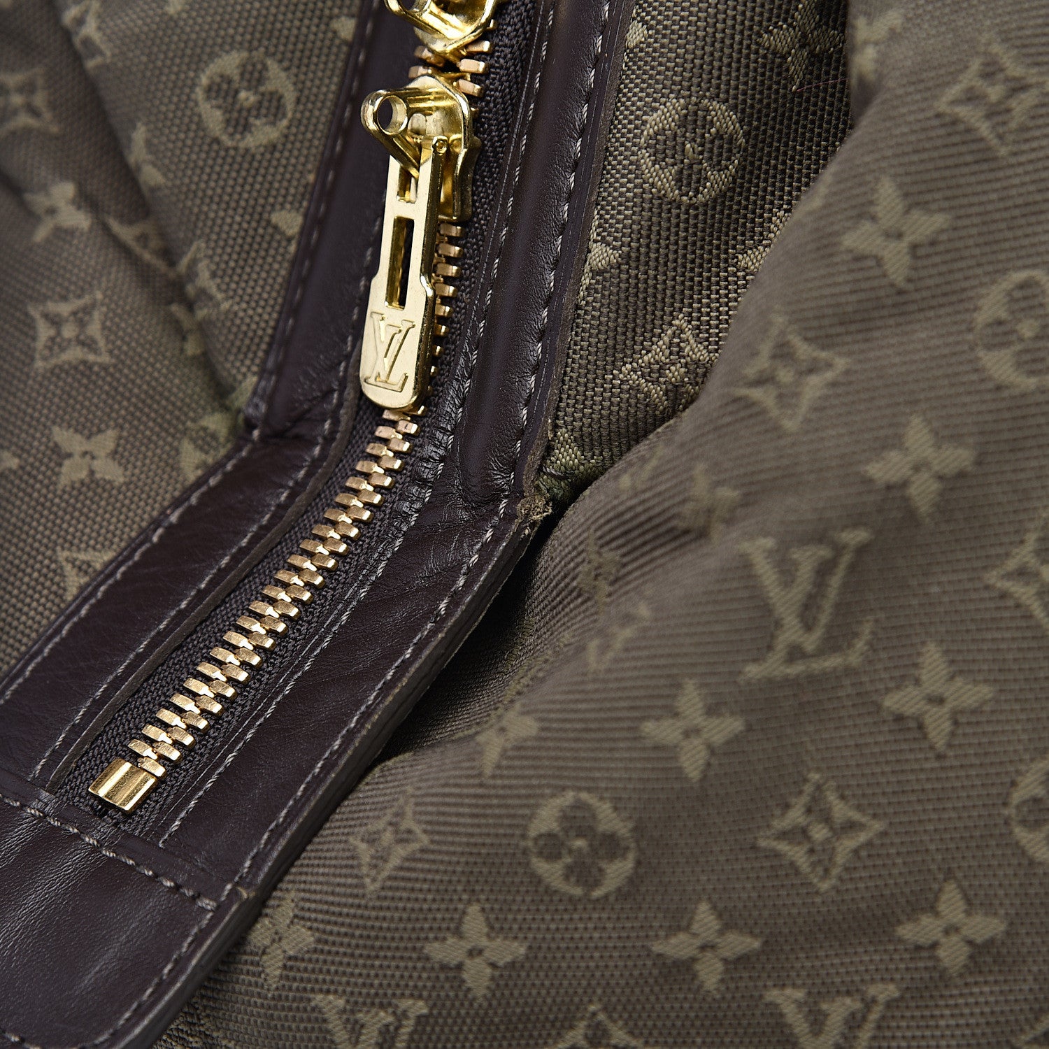Louis Vuitton Mini Lin Monogram Louise Kaki 13 of 21