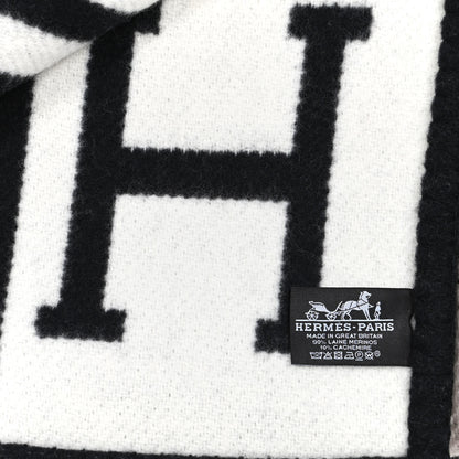 Hermes Wool Cashmere Avalon III Blanket Ecru Black 3 of 3