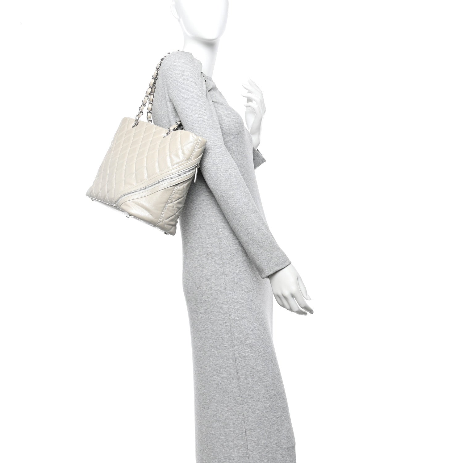 Chanel Iridescent Aged Calfskin Quilted Large Cotton Club Tote Pearl 2 of 10