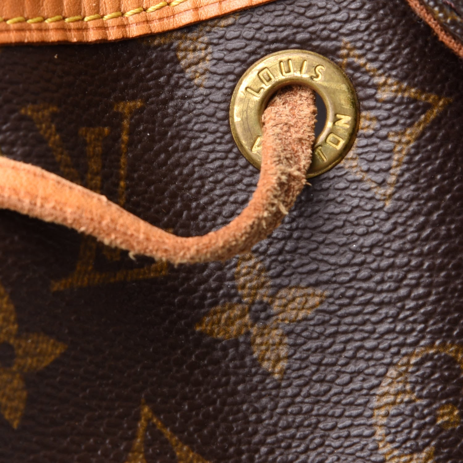 Louis Vuitton Monogram Montsouris MM Backpack 18 of 19