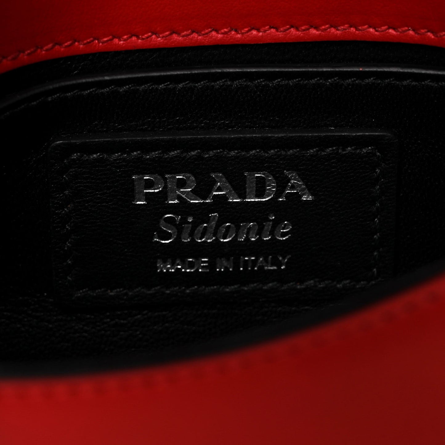City Calfskin Sidonie Convertible Chain Bag Rosso Black