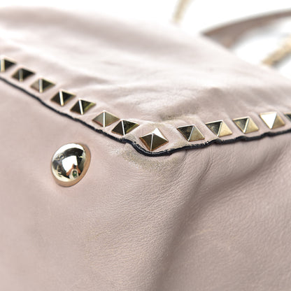 Valentino Garavani Vitello Medium Rockstud Tote Poudre 9 of 13