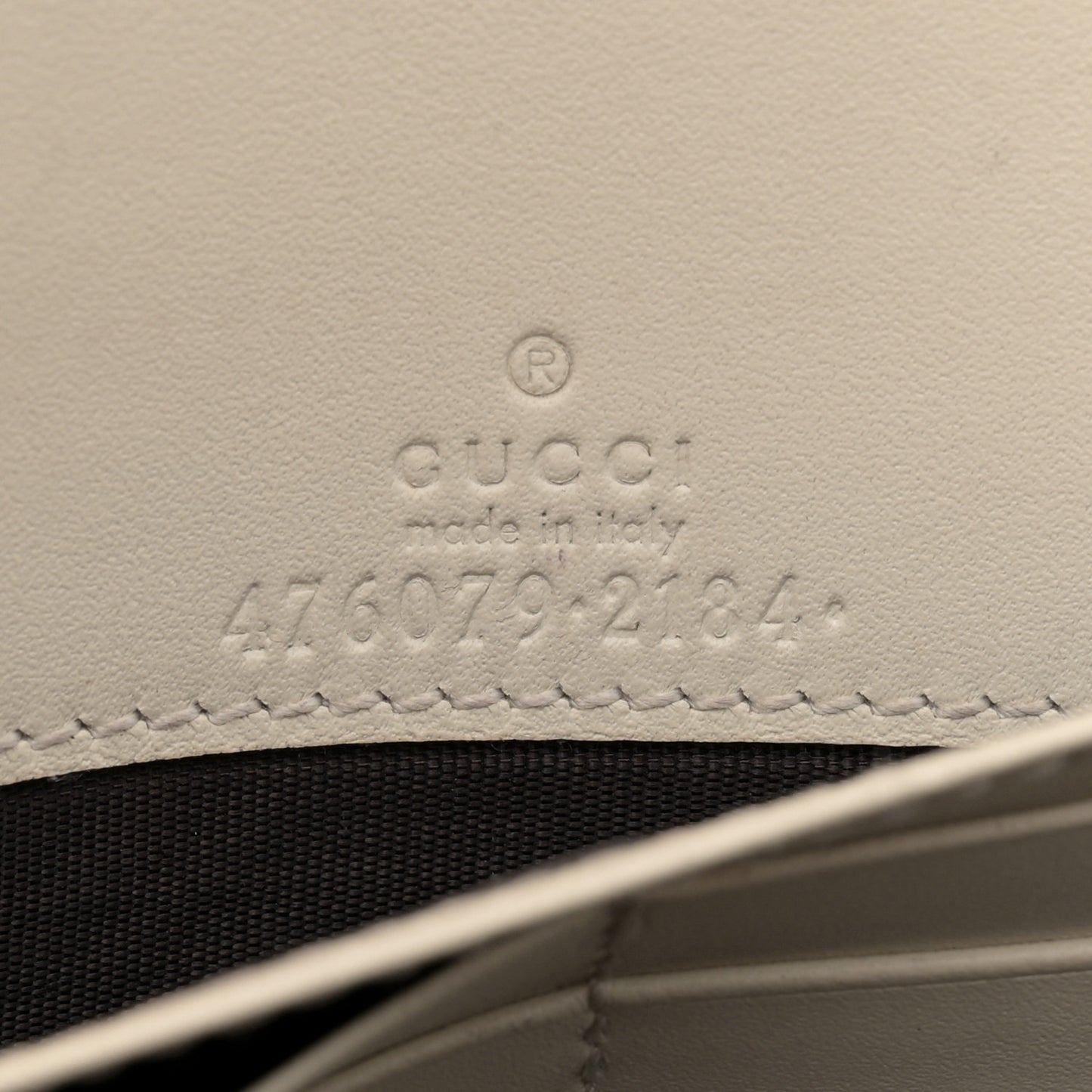 Calfskin Queen Margaret Chain Wallet Mystic White