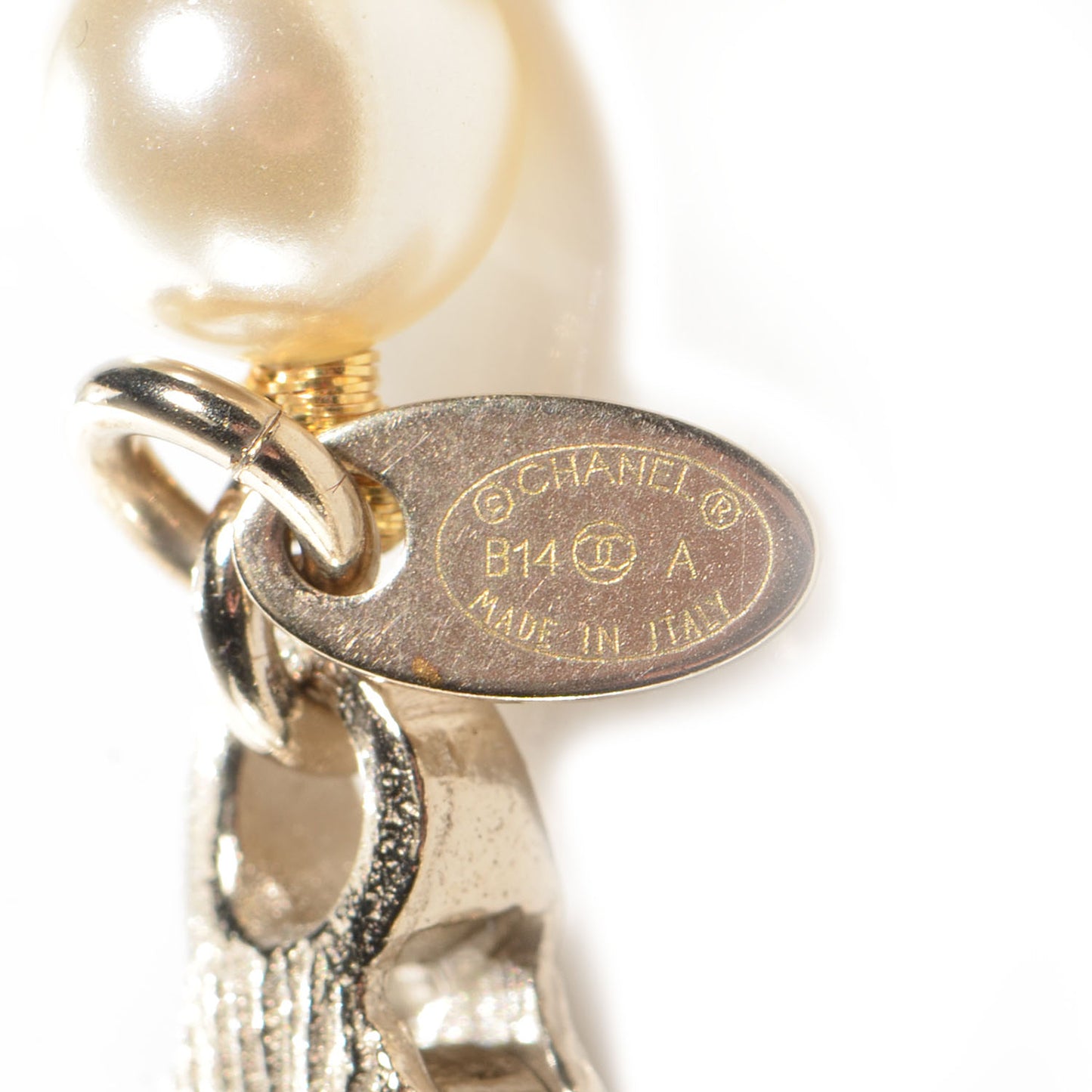 Pearl CC Long Necklace Light Gold