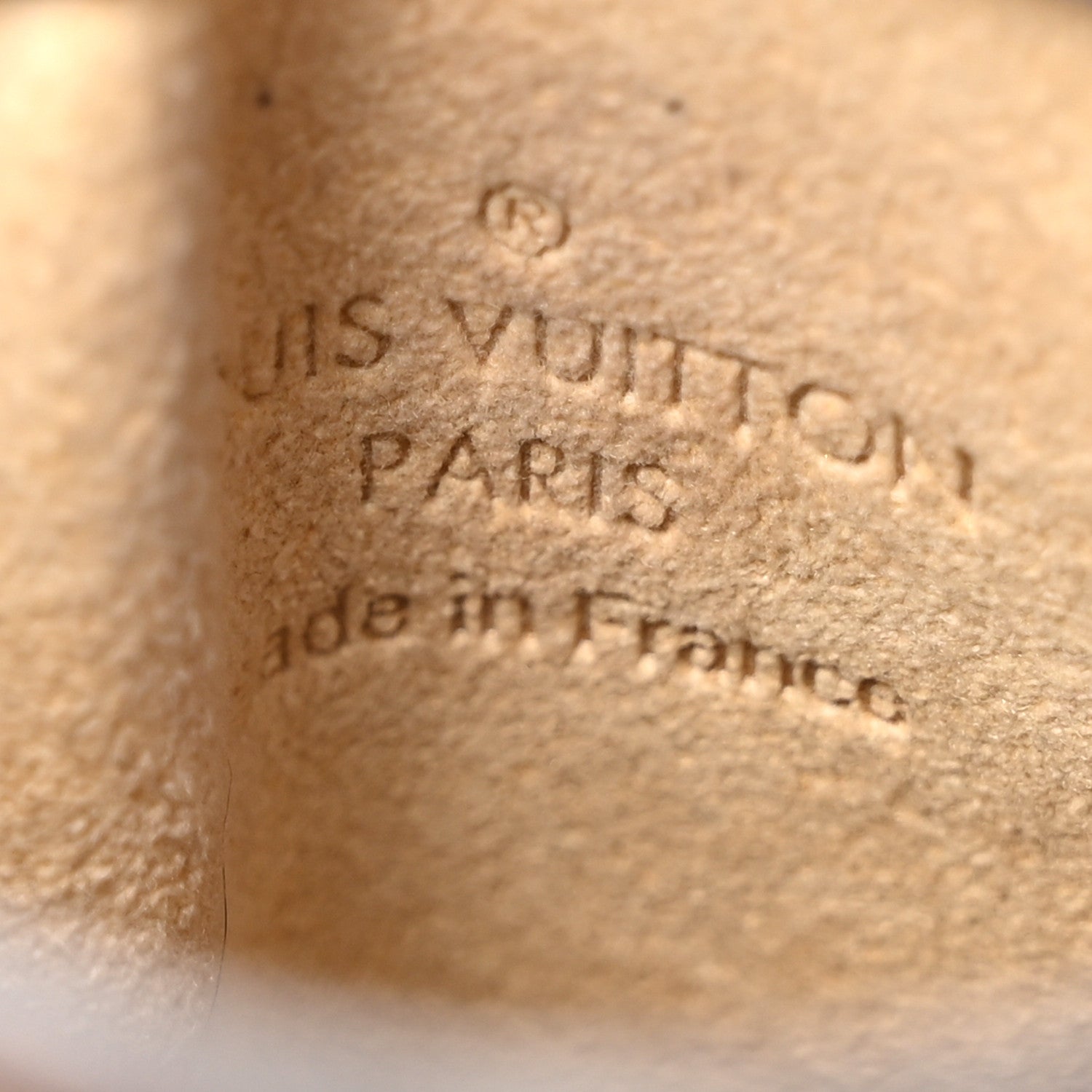 Louis Vuitton Monogram Sunglasses Case MM 6 of 7