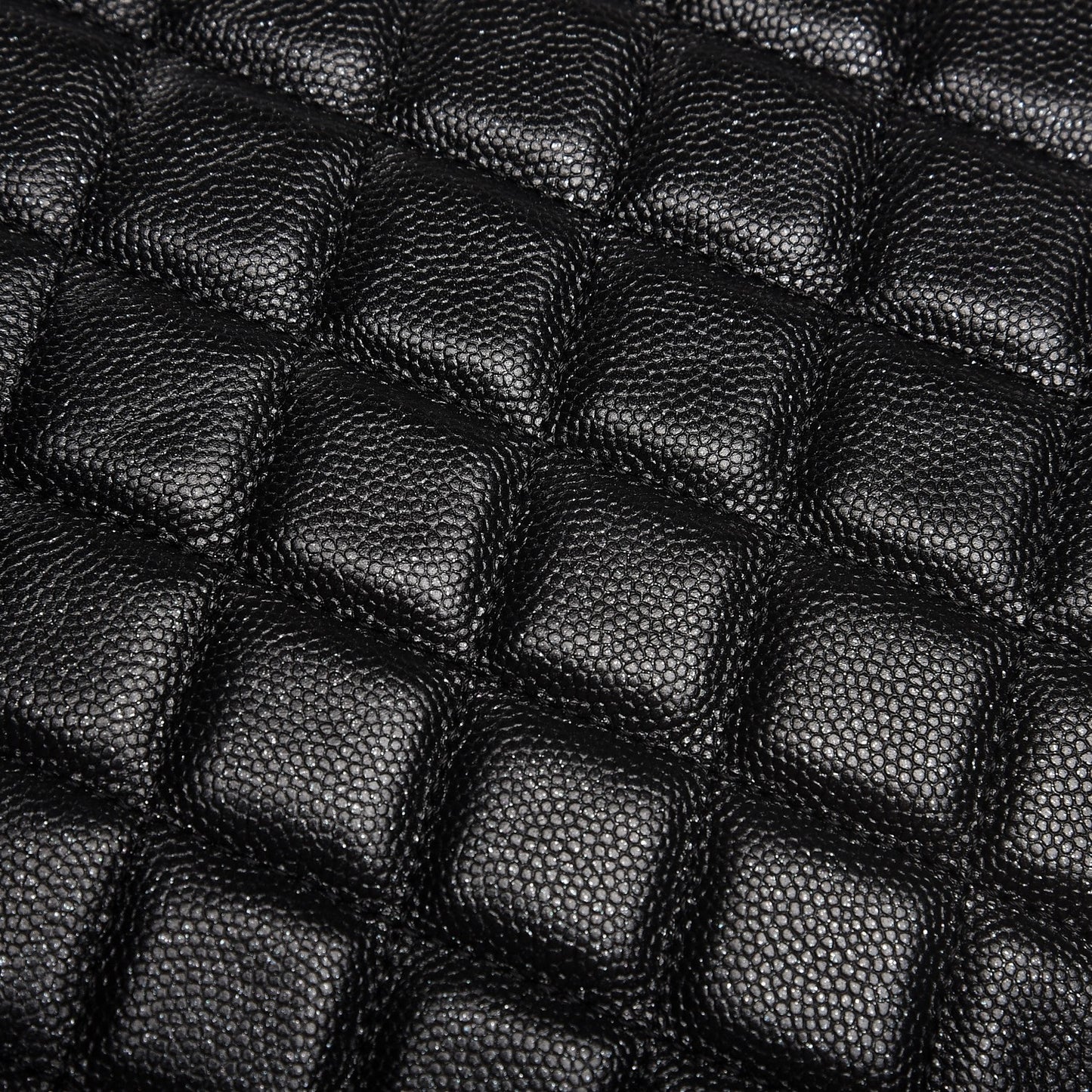 Metallic Caviar Quilted Medium Cosmetic Case Black