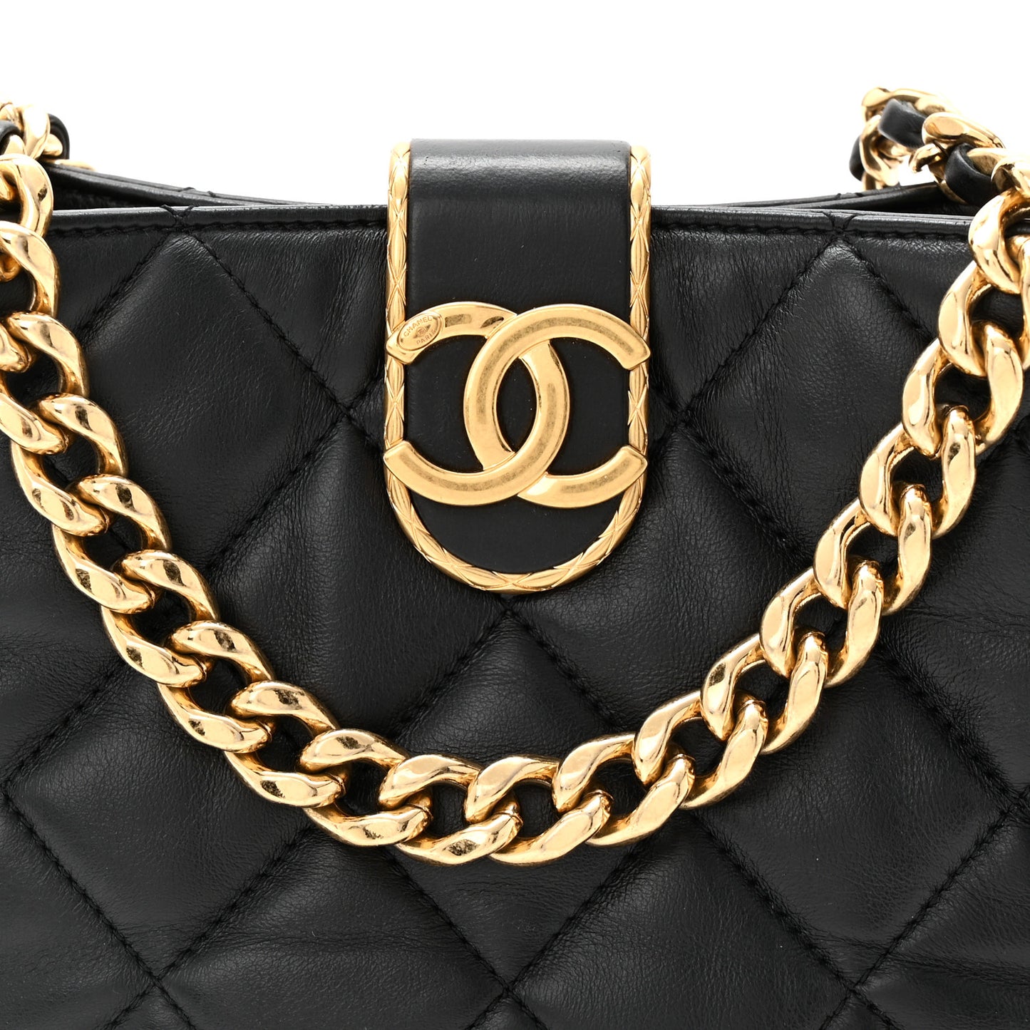 Lambskin Quilted Small Chain Hobo Black