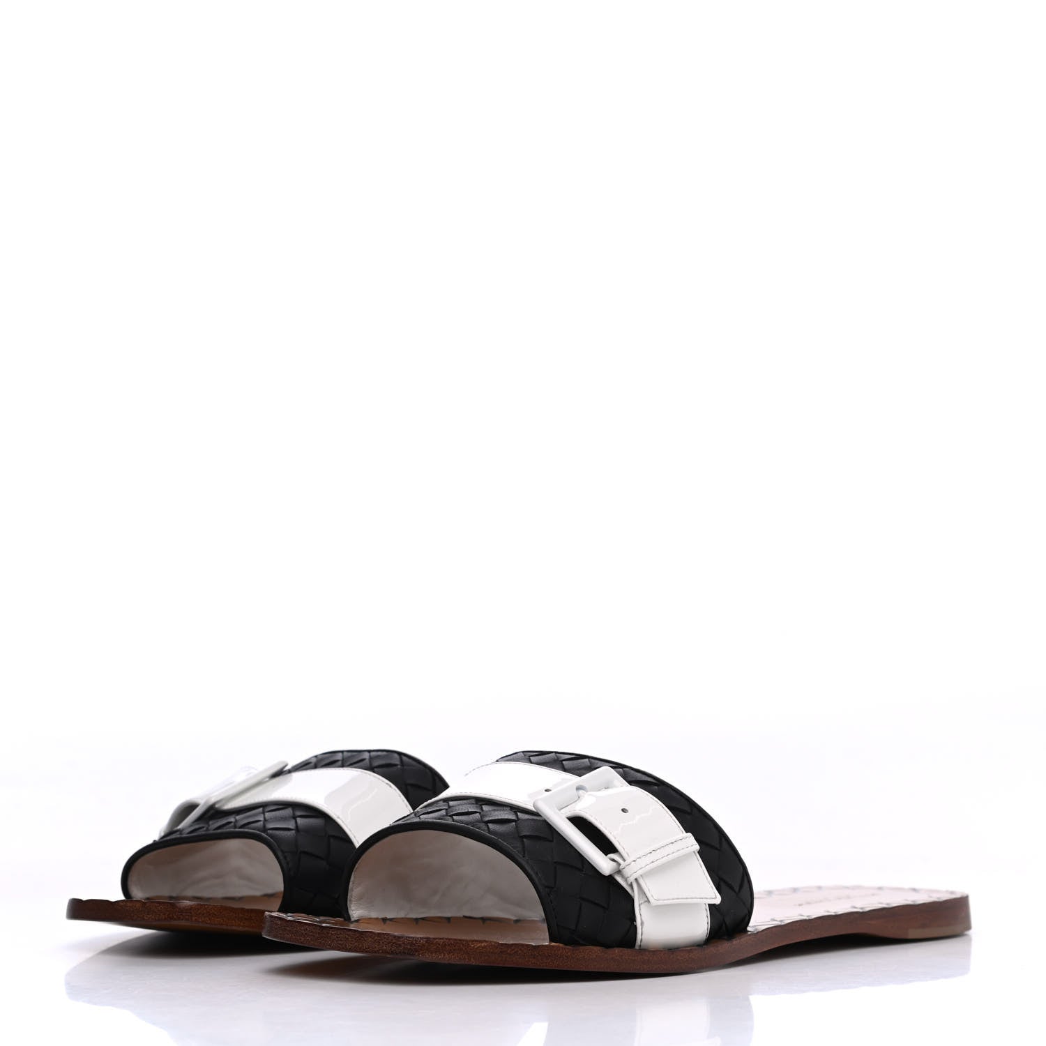 Bottega Veneta Nappa Intrecciato Patent Ravello Buckle Flat Sandals 40 Black White 1 of 15