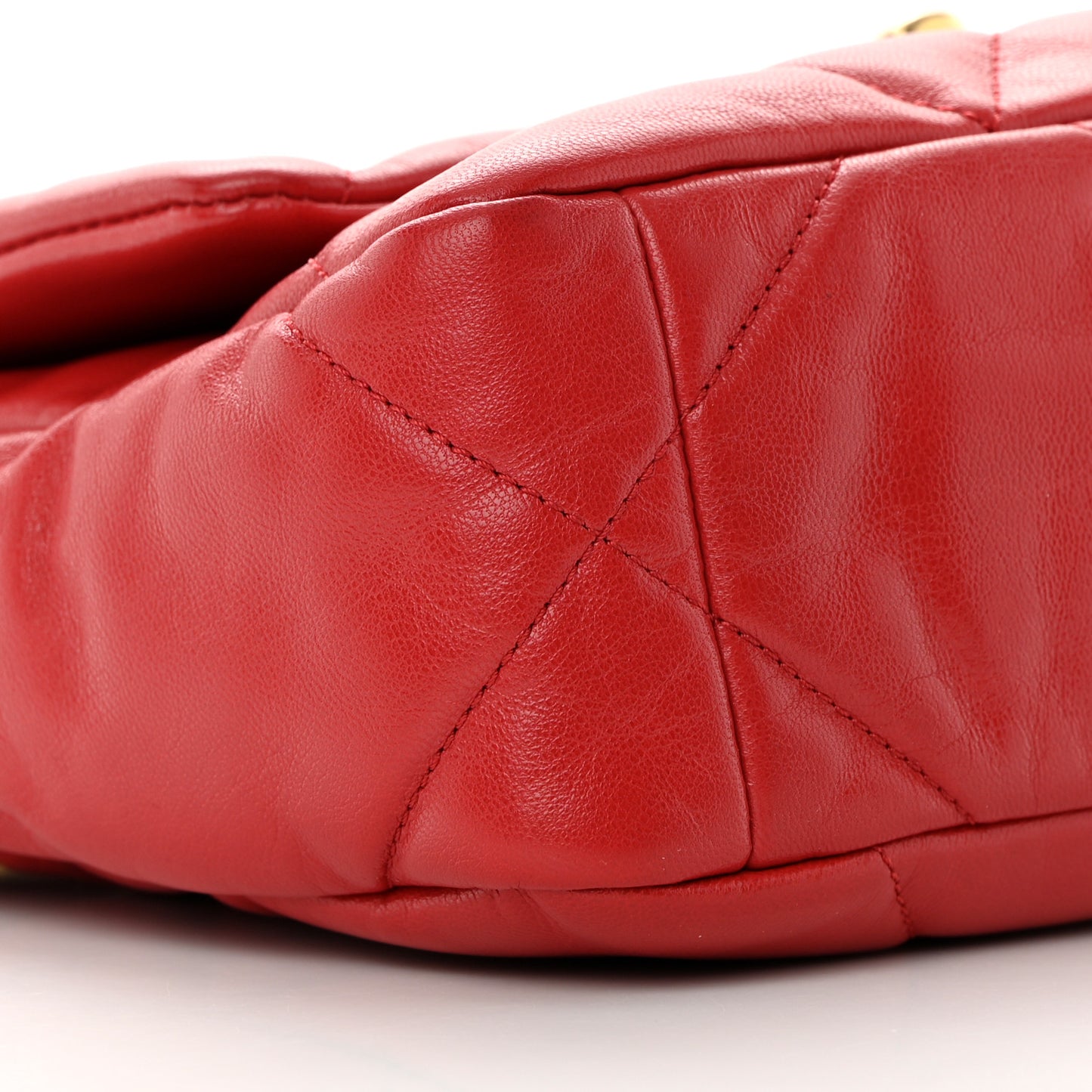Goatskin Quilted Medium Chanel 19 Flap Red