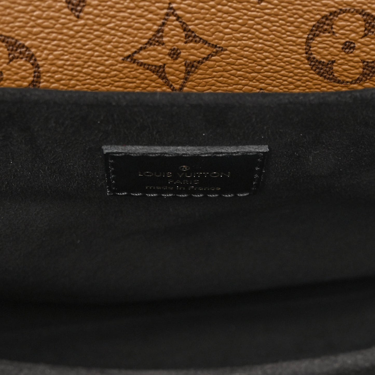 Reverse Monogram Pochette Metis