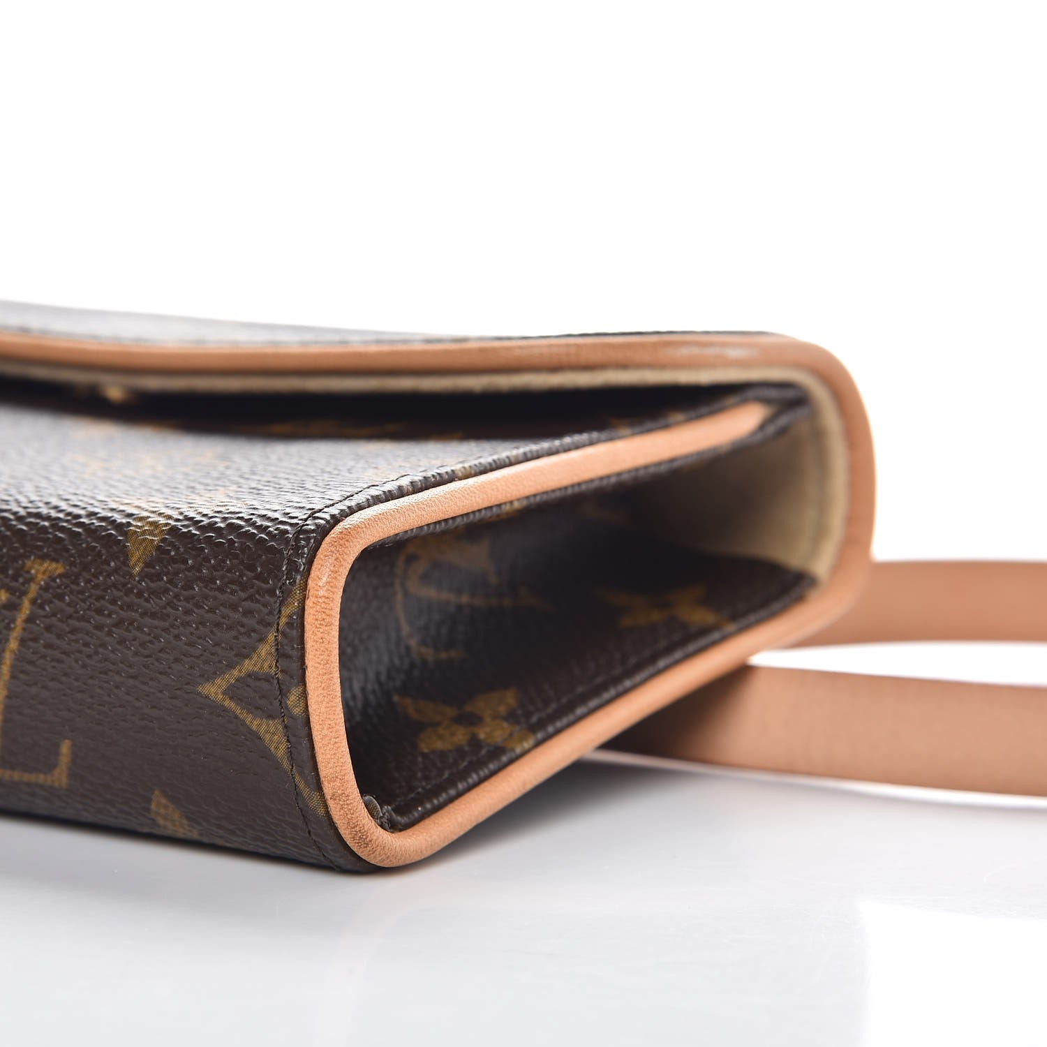 Louis Vuitton Monogram Pochette Florentine L 12 of 13