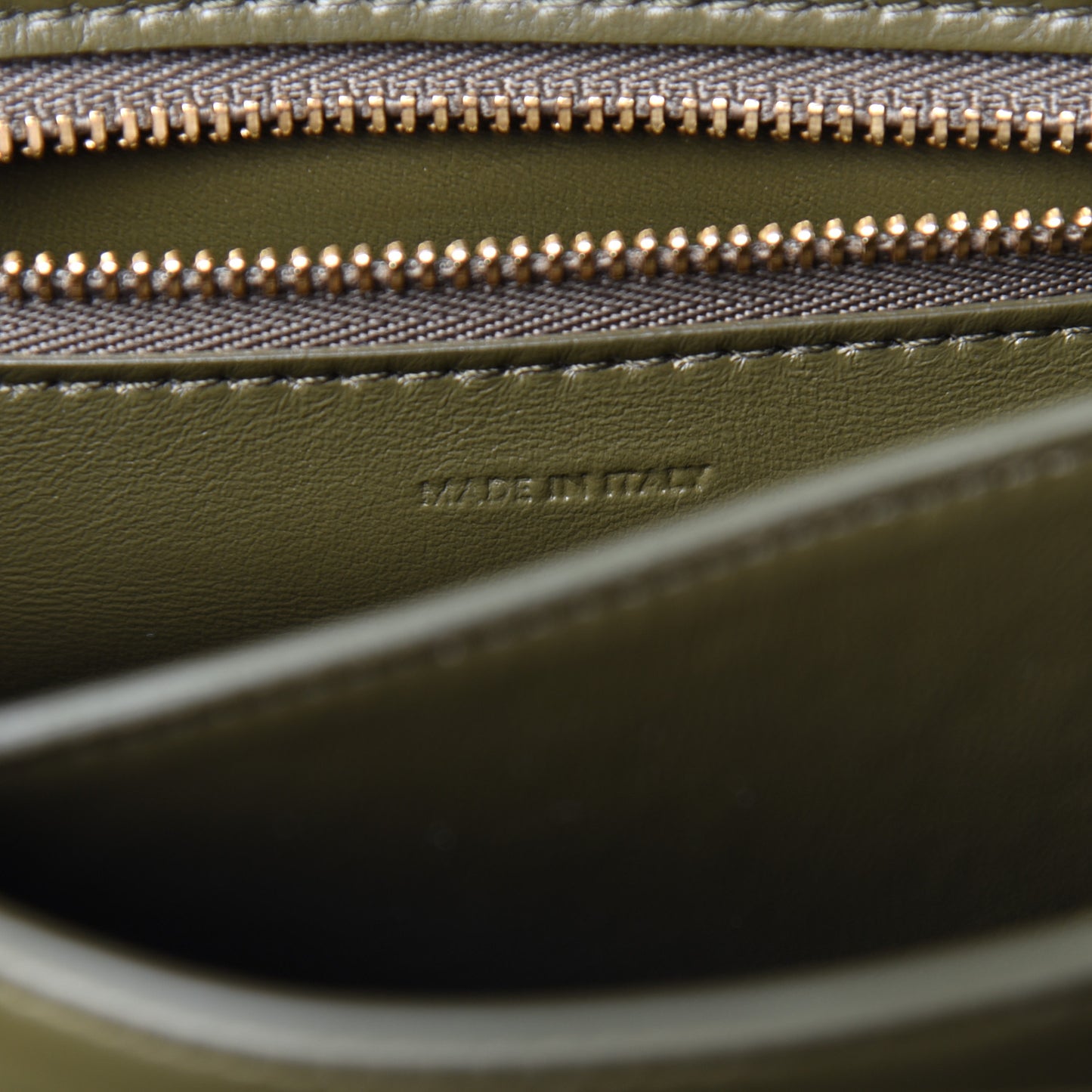 Box Calfskin Small Classic Box Flap Bag Army Green