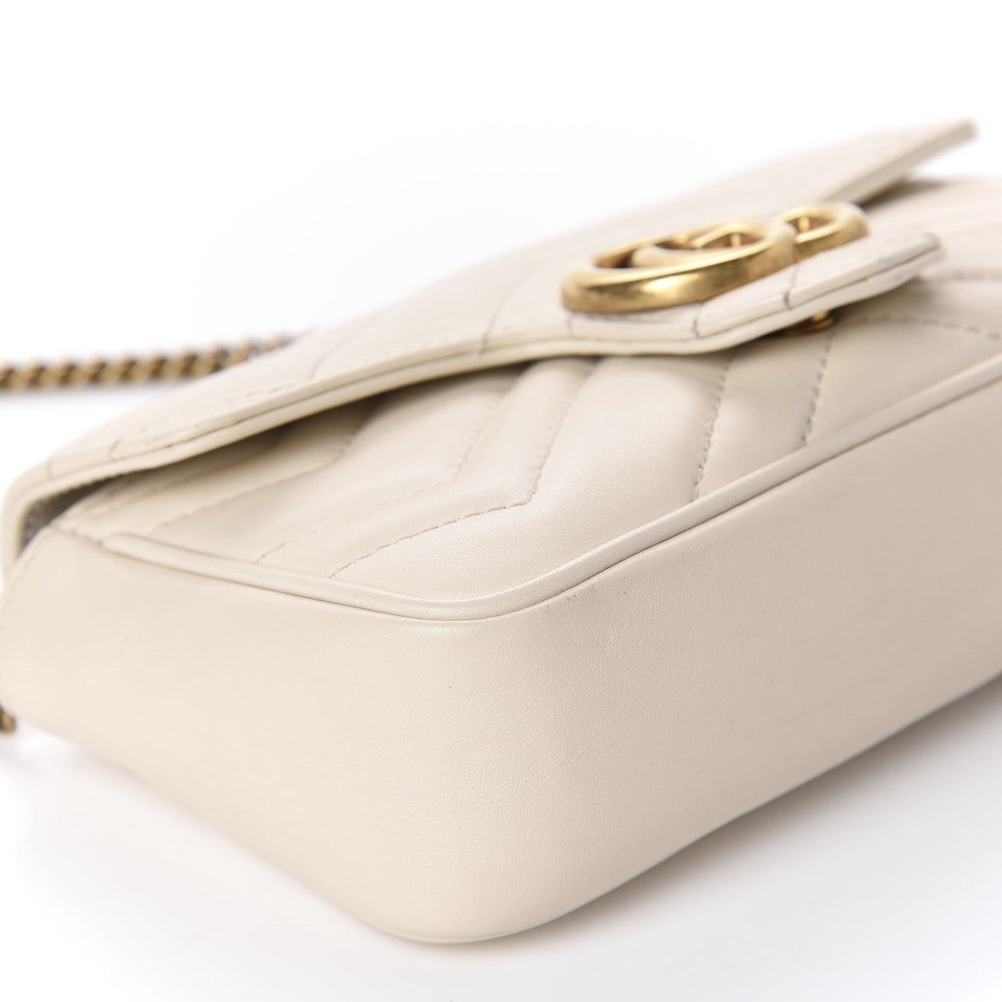 Calfskin Matelasse Super Mini GG Marmont Shoulder Bag White