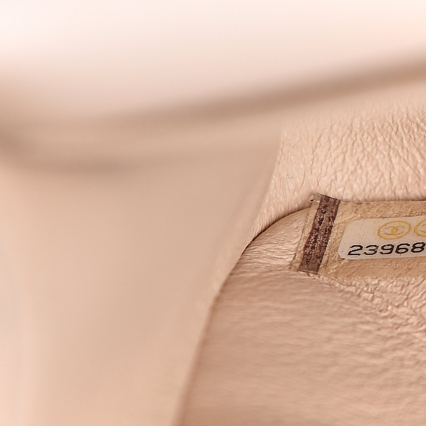 Caviar Quilted Medium Double Flap Beige Clair