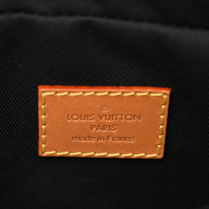 Louis Vuitton x NIGO Giant Damier Ebene Monogram Nil Messenger 7 of 10
