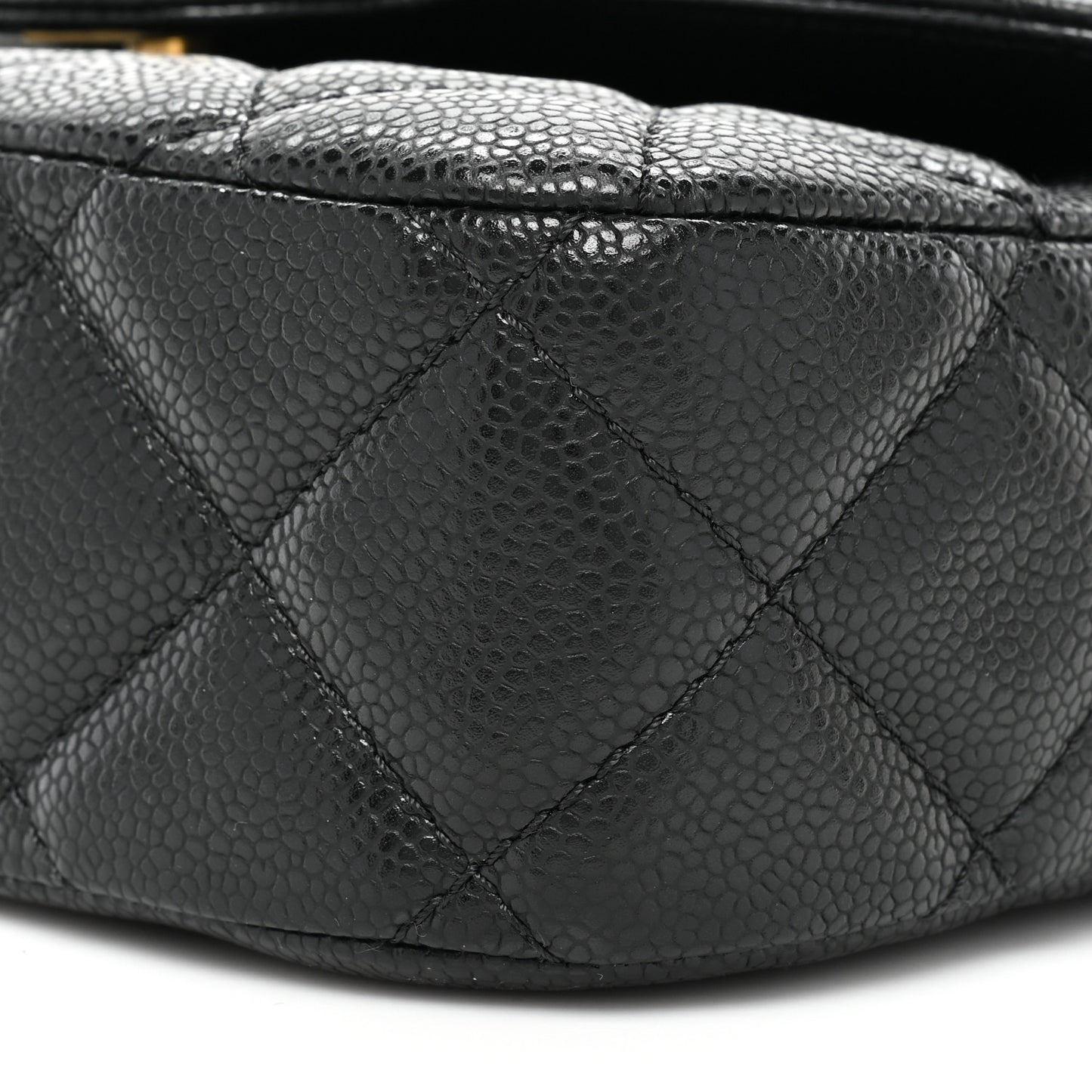 Caviar Quilted Small Chain Flap Black