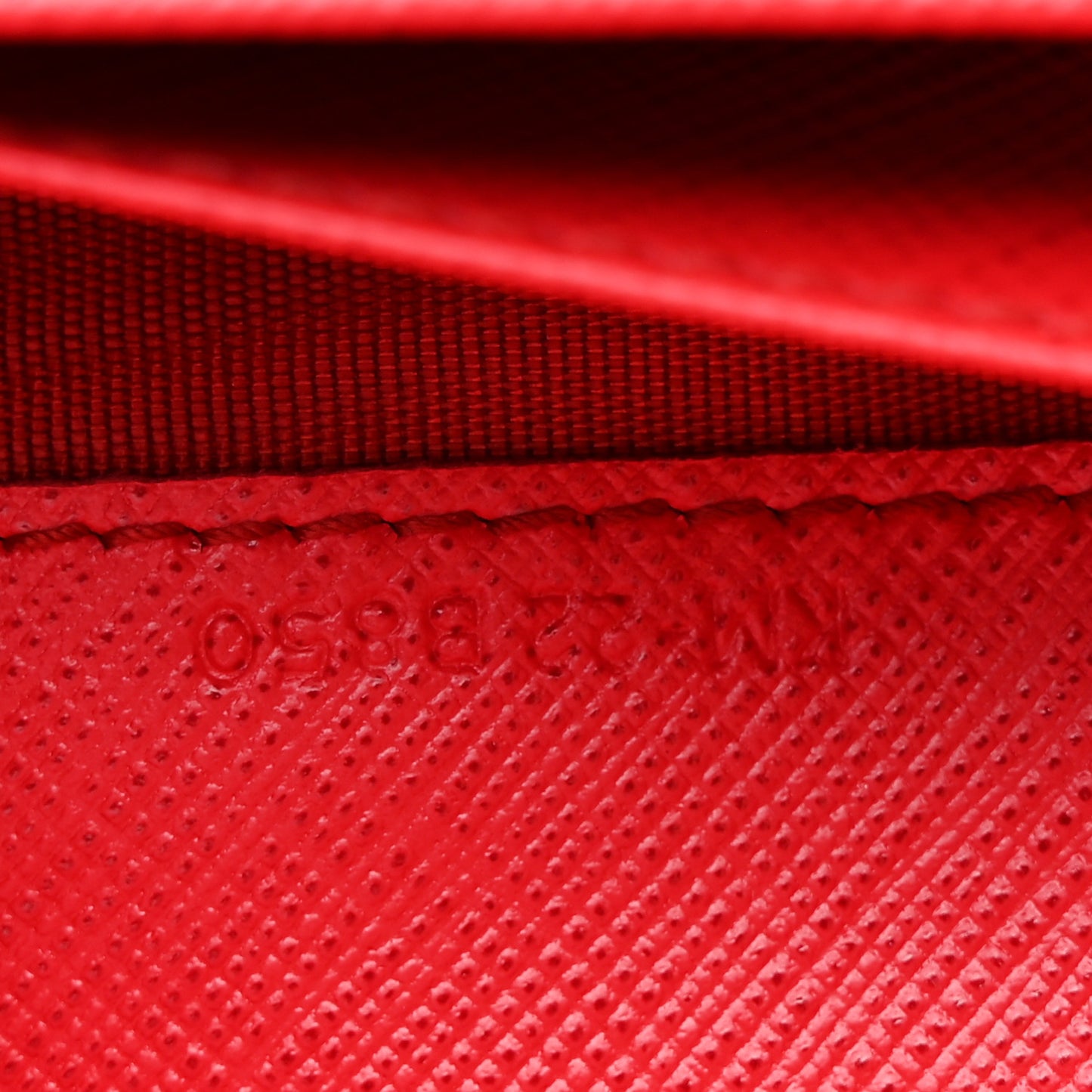 Printed Calfskin Vara Bow Chain Wallet Red