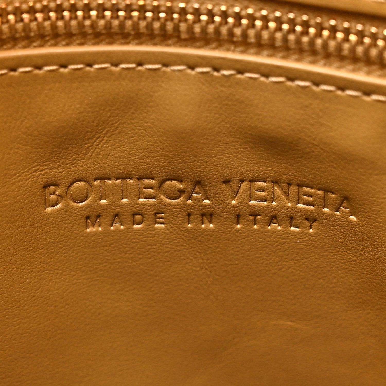 Bottega Veneta Calfskin Intrecciato Small Hop Dark Praline 6 of 10