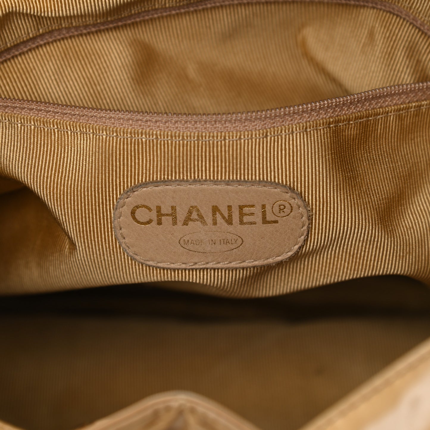 Vinyl Quilted Drawstring Shoulder Bag Beige