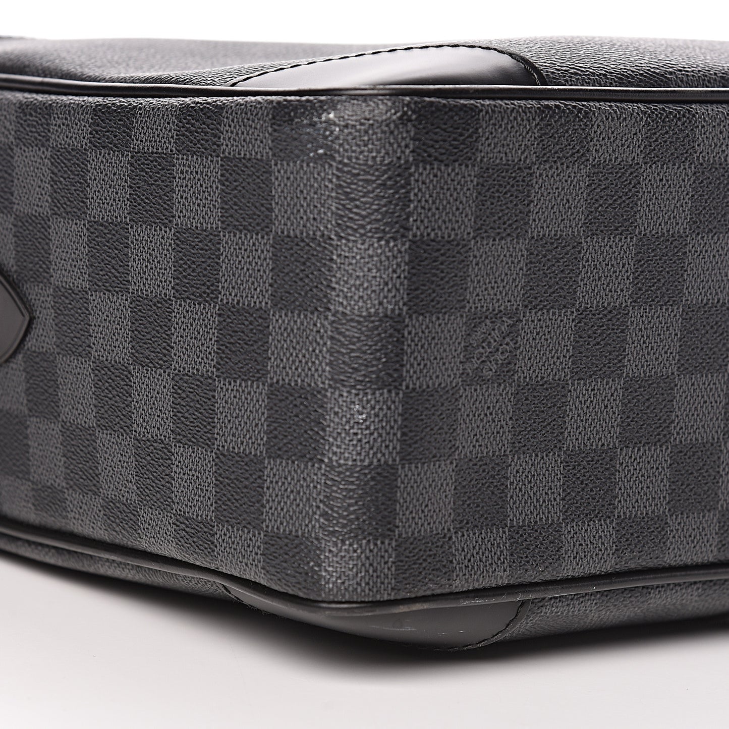 Damier Graphite Porte-Documents Voyage GM