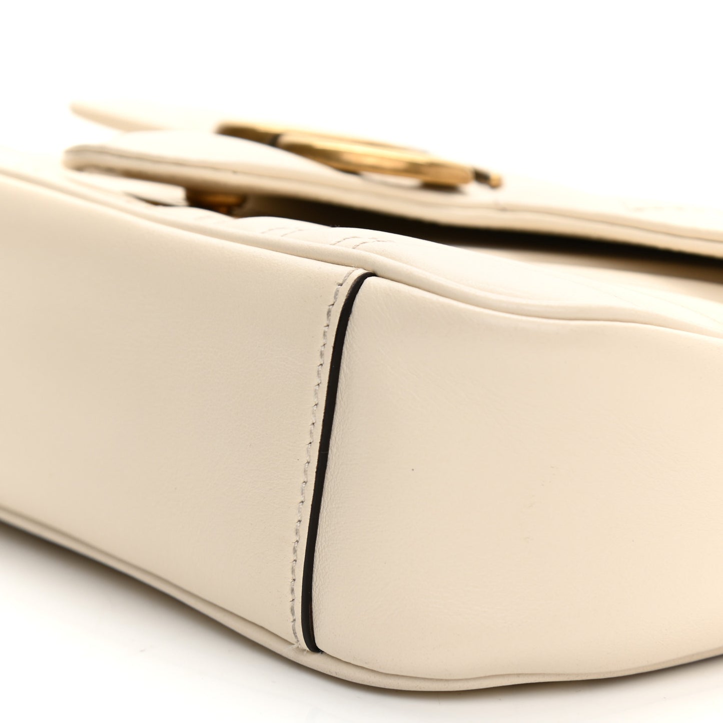 Calfskin Matelasse Mini GG Marmont Shoulder Bag White