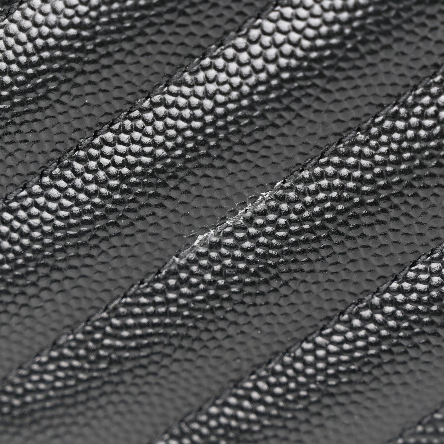 Saint Laurent Grain De Poudre Matelasse Chevron Monogram Chain Wallet Black 14 of 18