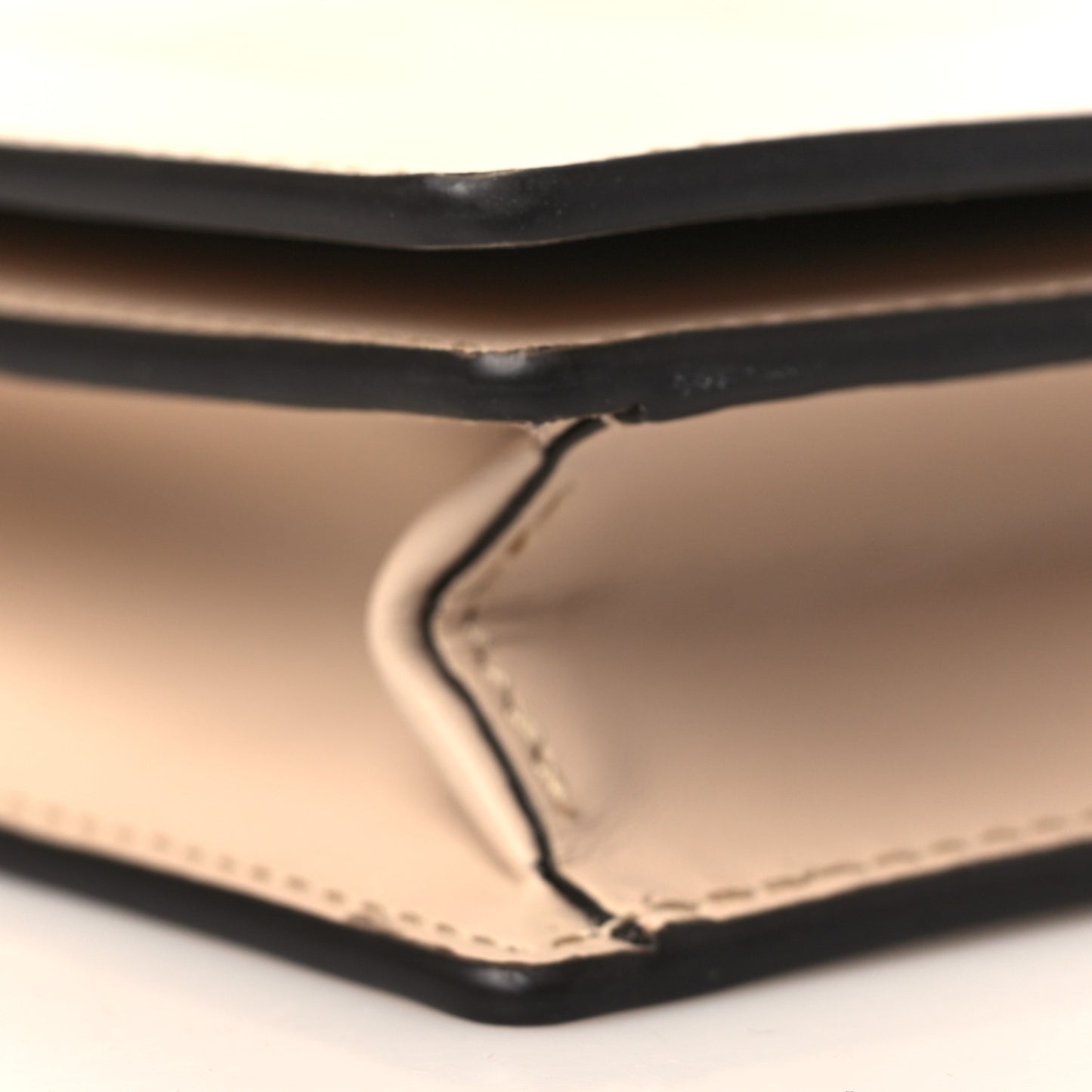 Vitello King Tamponato Logo Embossed Medium Wallet On Chain Poudre