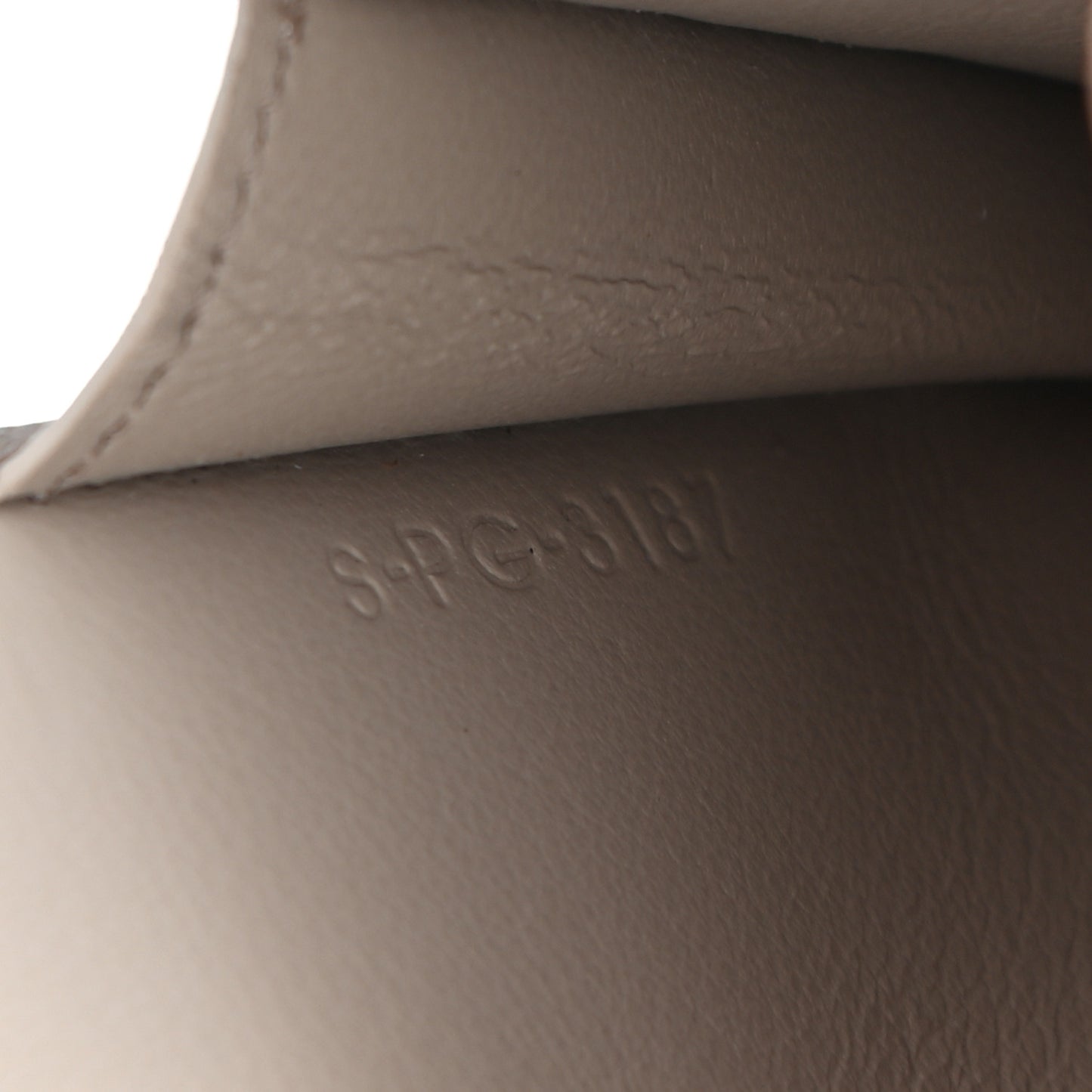 Grained Calfskin Medium Multifunction Strap Wallet Cloud