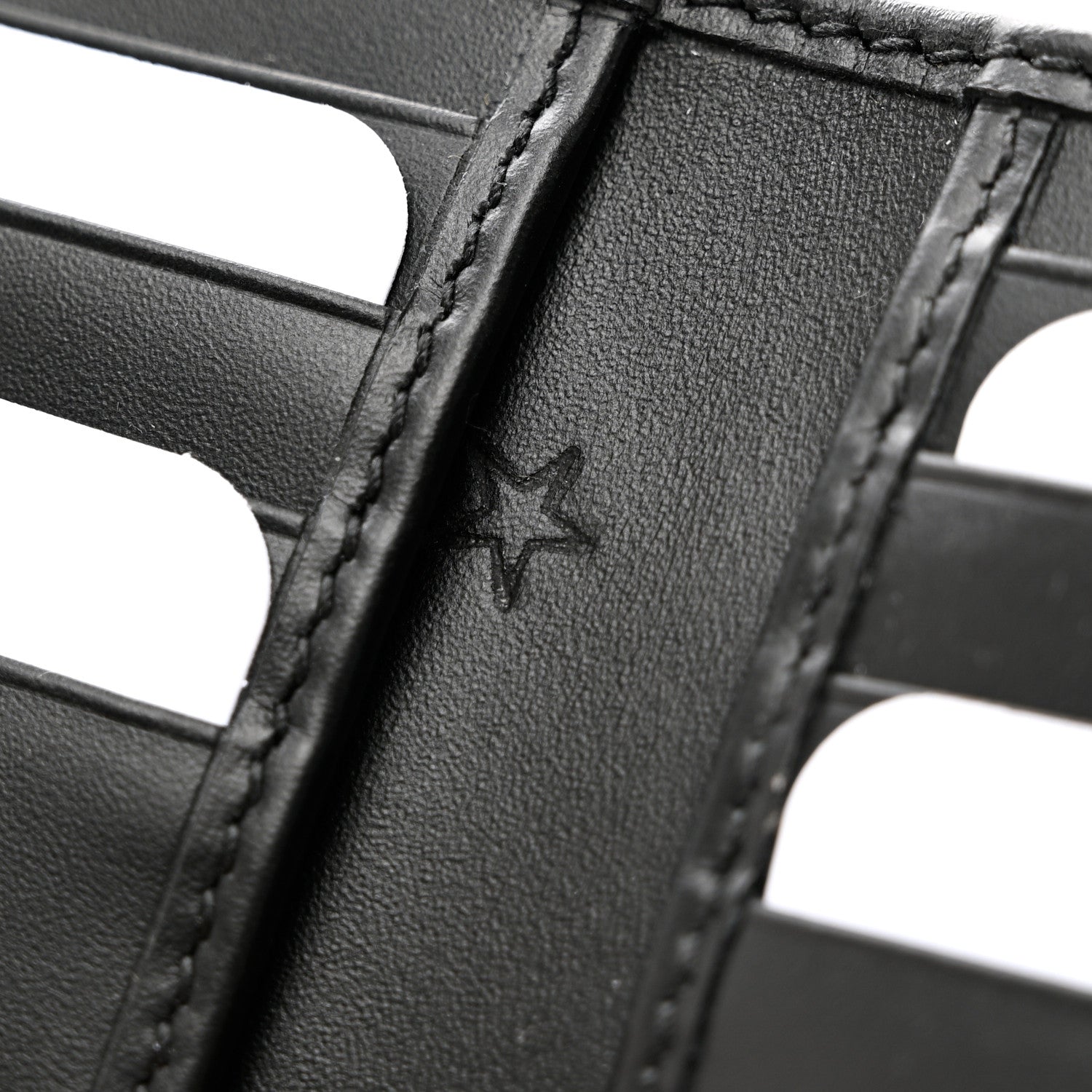 Gucci Guccissima Signature Dorian Bi-Fold Wallet Black 8 of 9