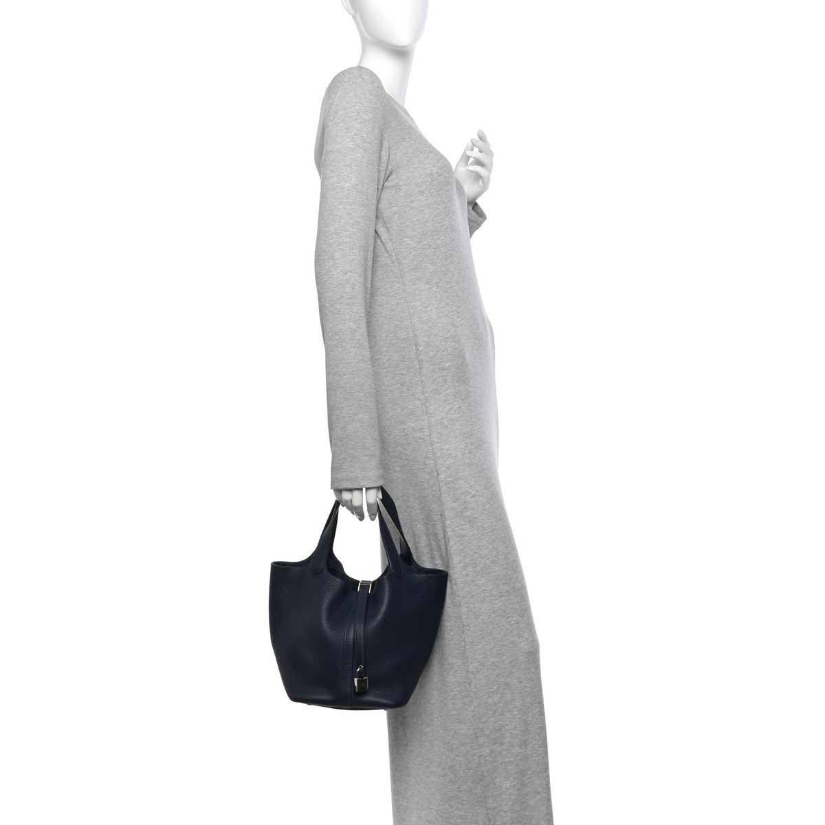 Hermes Taurillon Clemence Picotin Lock 22 MM Bleu Nuit 2 of 10