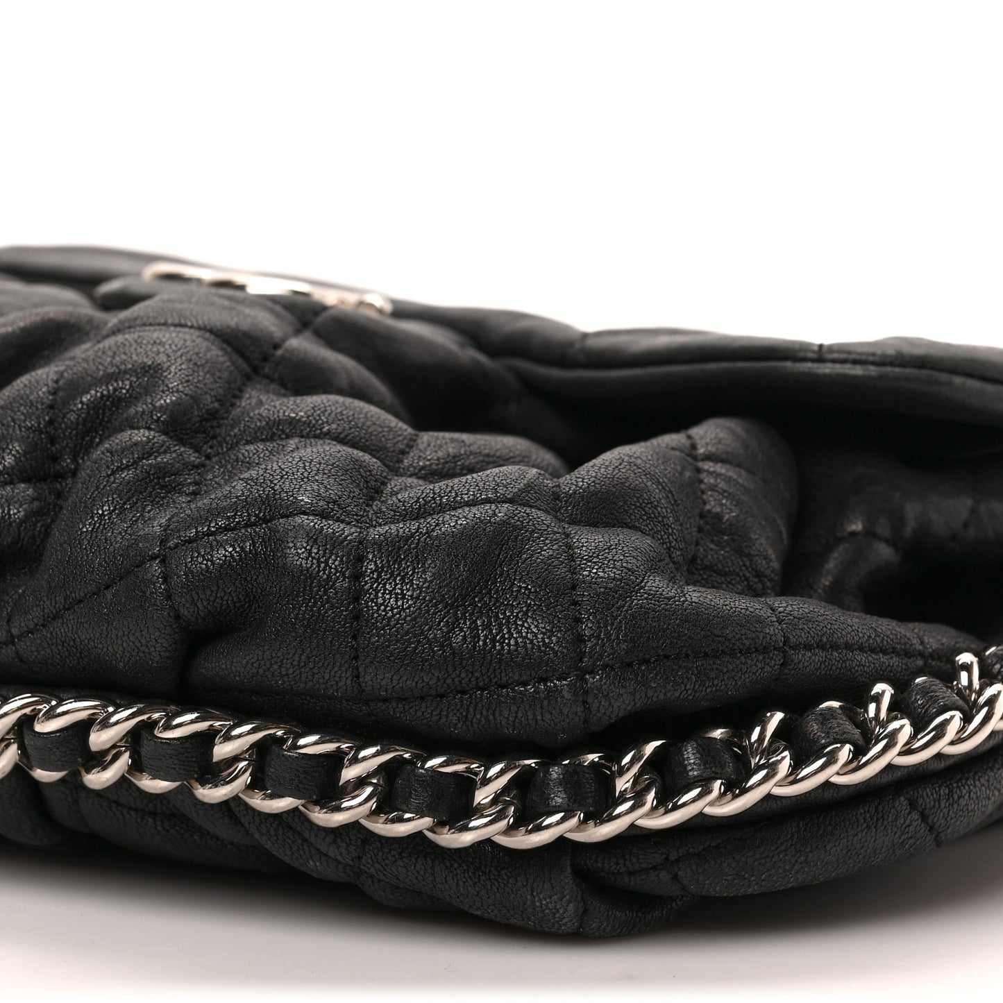 Washed Lambskin Quilted Medium Chain Around Messenger Black