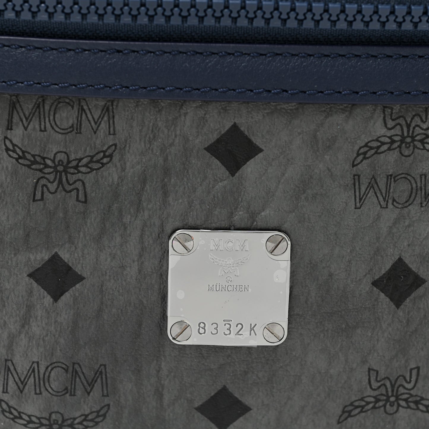 Visetos Medium Belt Bag Phantom Grey