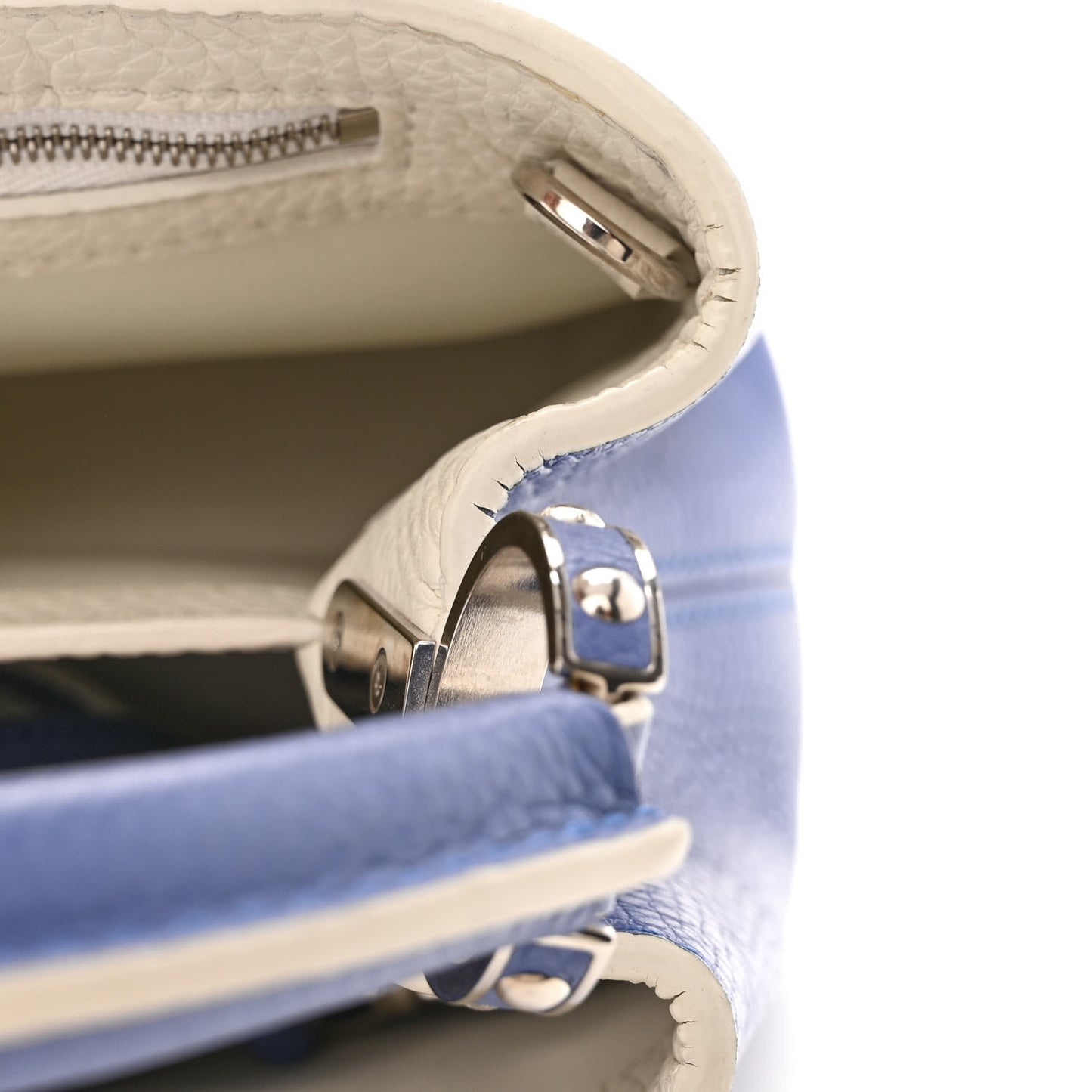 Taurillon Capucines PM Blue White