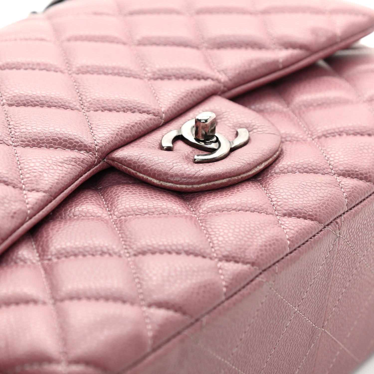 Chanel Caviar Quilted Jumbo Double Flap Light Purple 17 of 20
