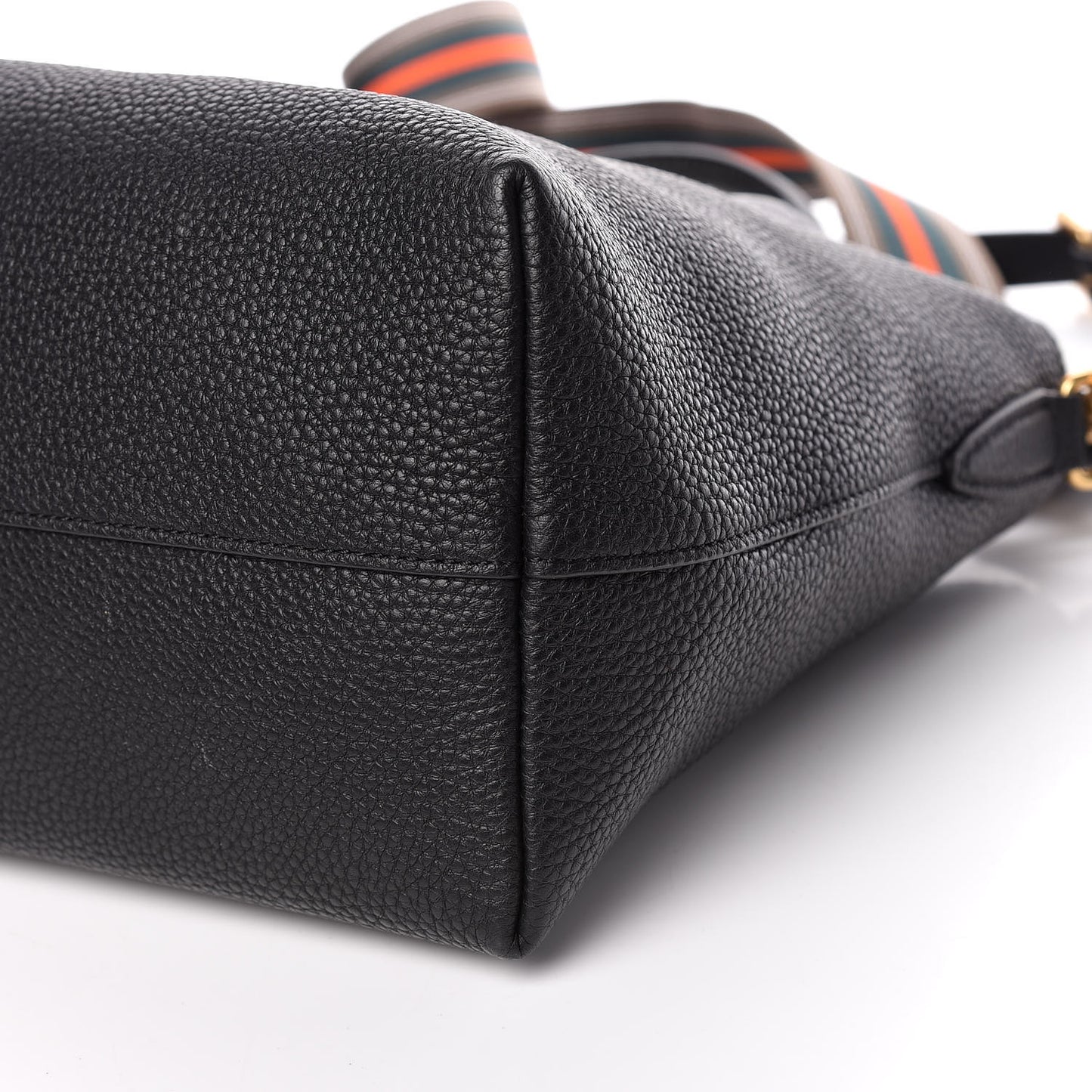 Vitello Daino Tote Black