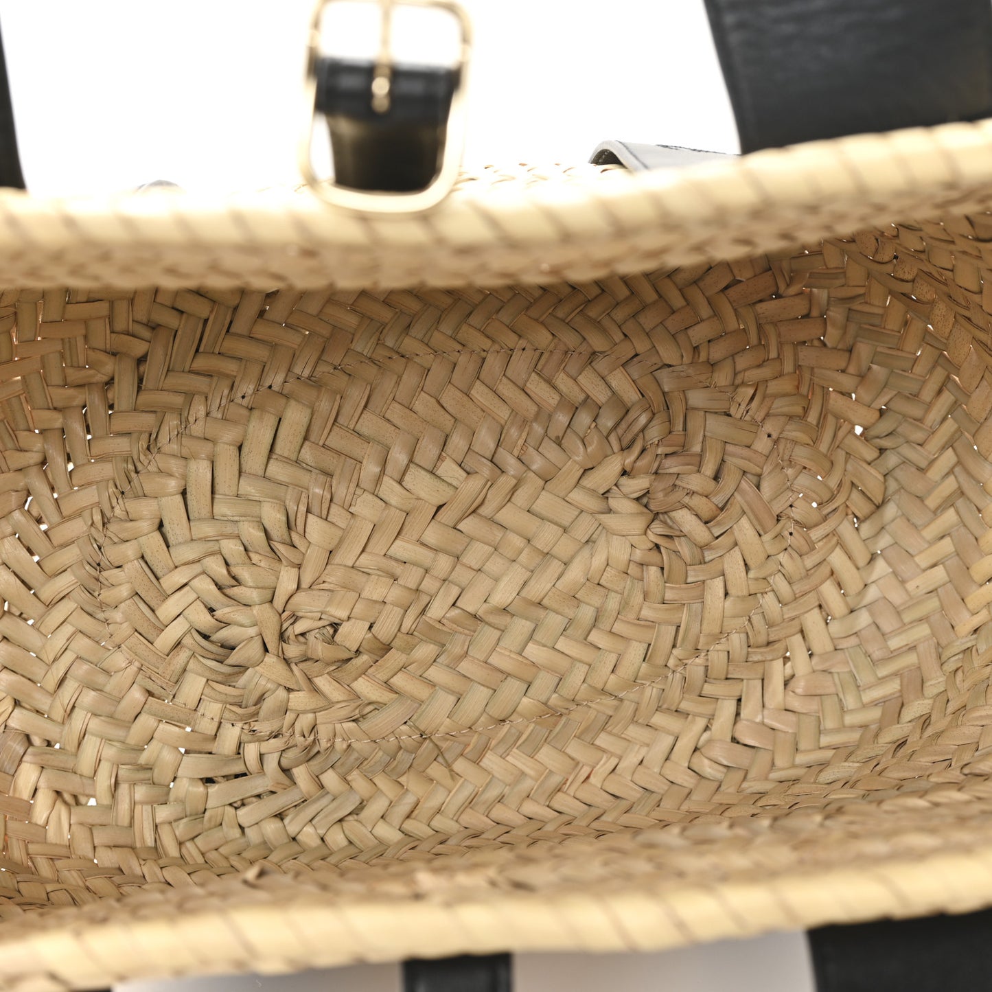 Raffia Smooth Calfskin Medium Sense Basket Black