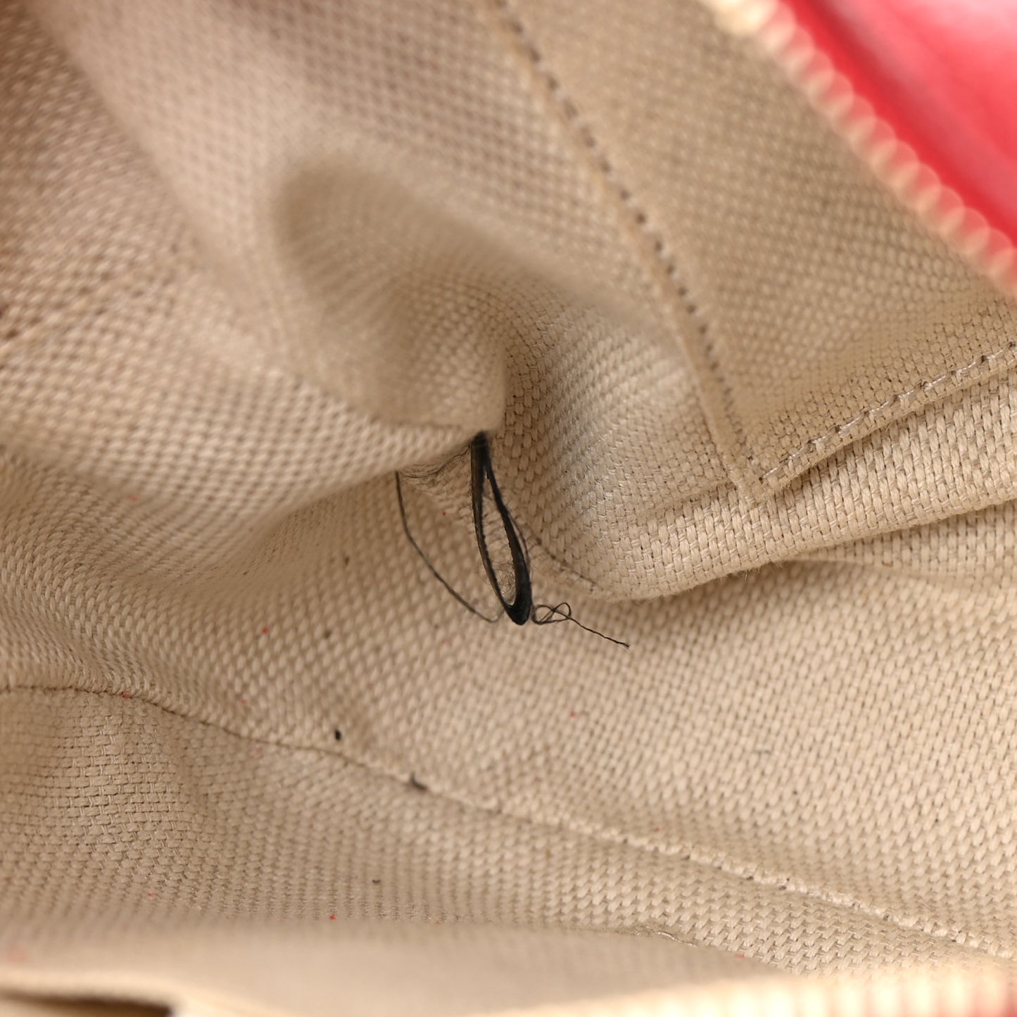 Pebbled Calfskin Small Soho Disco Bag Tabasco Red