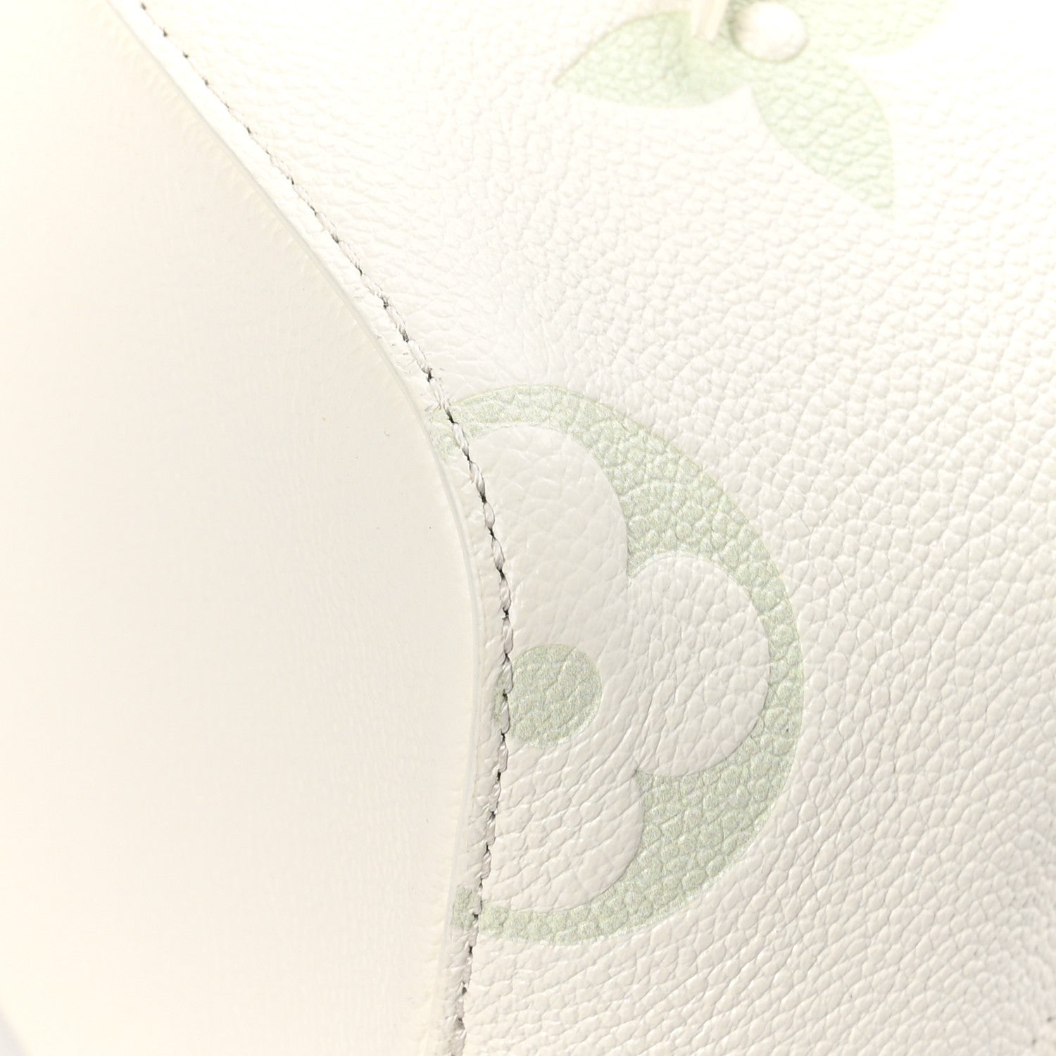 Louis Vuitton Empreinte Monogram Giant Neonoe BB Latte Matcha 10 of 12