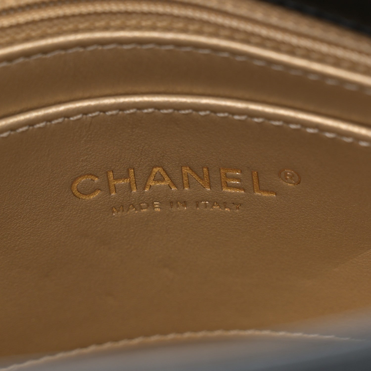 Chanel Shiny Lambskin Quilted Enamel CC Shoulder Bag Black 7 of 12