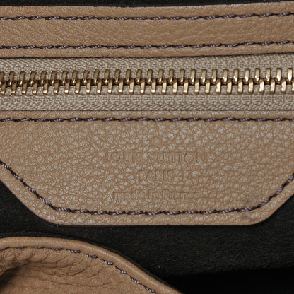 Louis Vuitton Mahina L Biscuit 6 of 6
