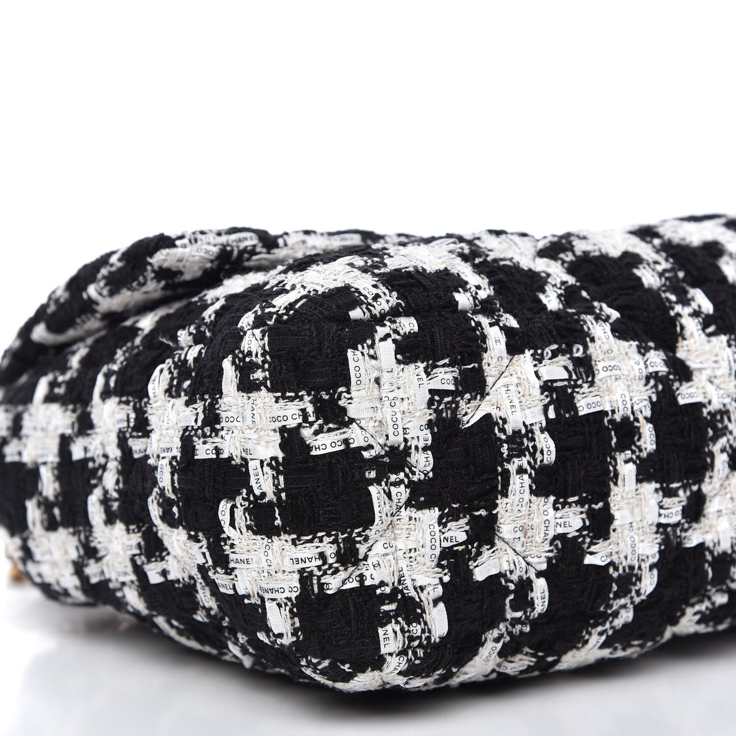 Tweed Quilted Large 19 Flap Black Ecru White