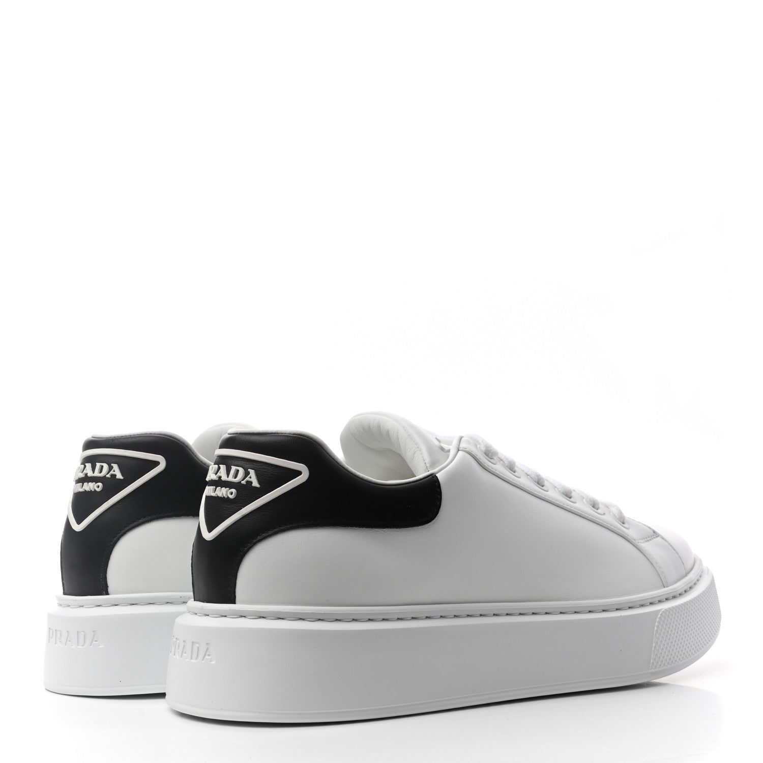 Prada Vitello Soft Rubber Triangle Logo Mens Low Top 40mm Sneakers 9.5 White Black 4 of 9