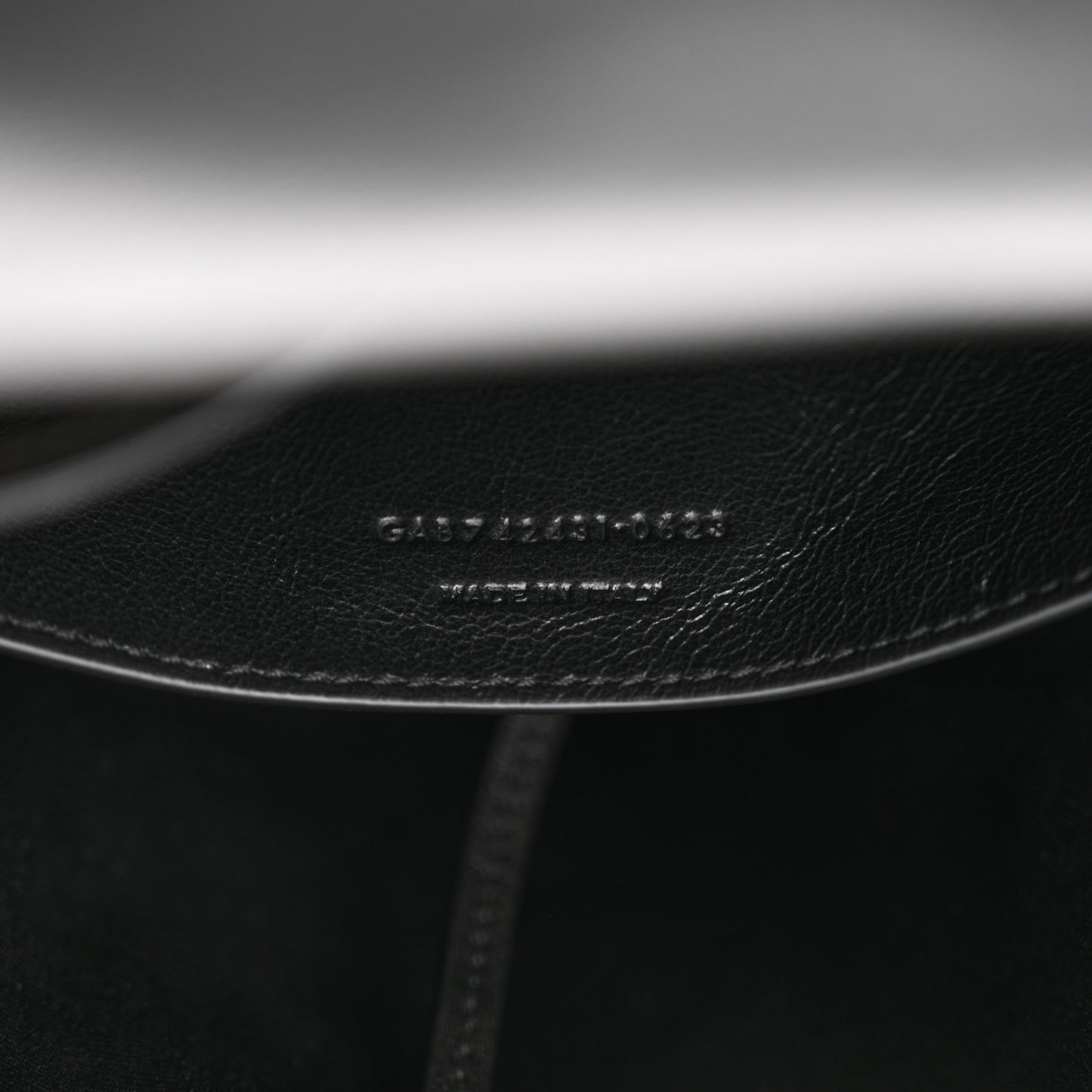 Lambskin Matelasse Monogram Large Jamie 4.3 Black