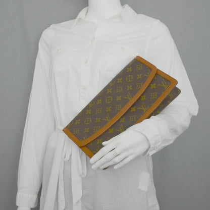 Louis Vuitton Monogram Pochette Dame 29 2 of 9